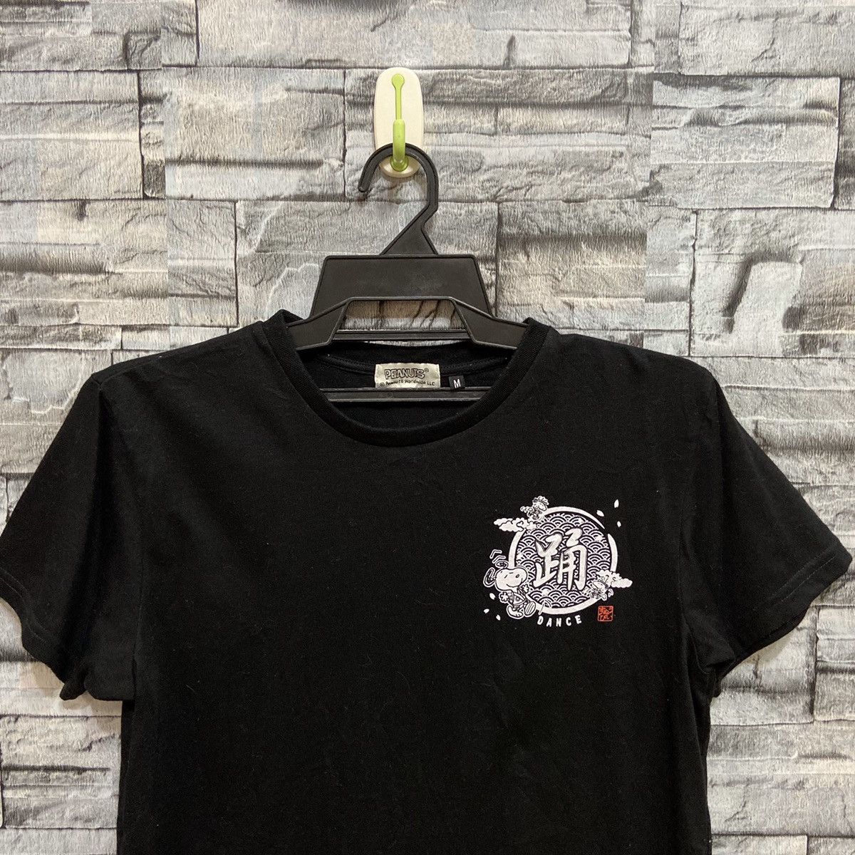 Peanuts Vintage Peanuts t shirt Snoopy japanese write size M Size US M / EU 48-50 / 2 - 4 Thumbnail