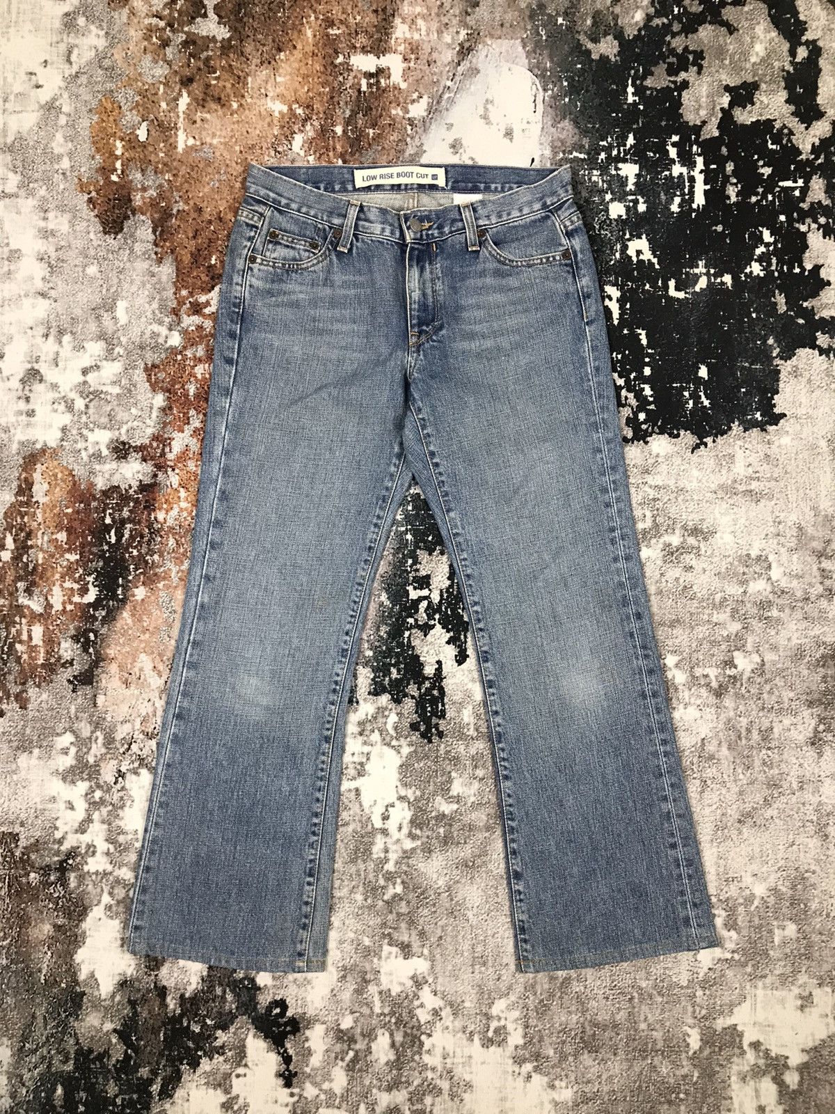 Gap × Japanese Brand × Vintage Vintage Gap Flare Light Wash Baggy Jeans Size 30" / US 8 / IT 44 - 1 Thumbnail