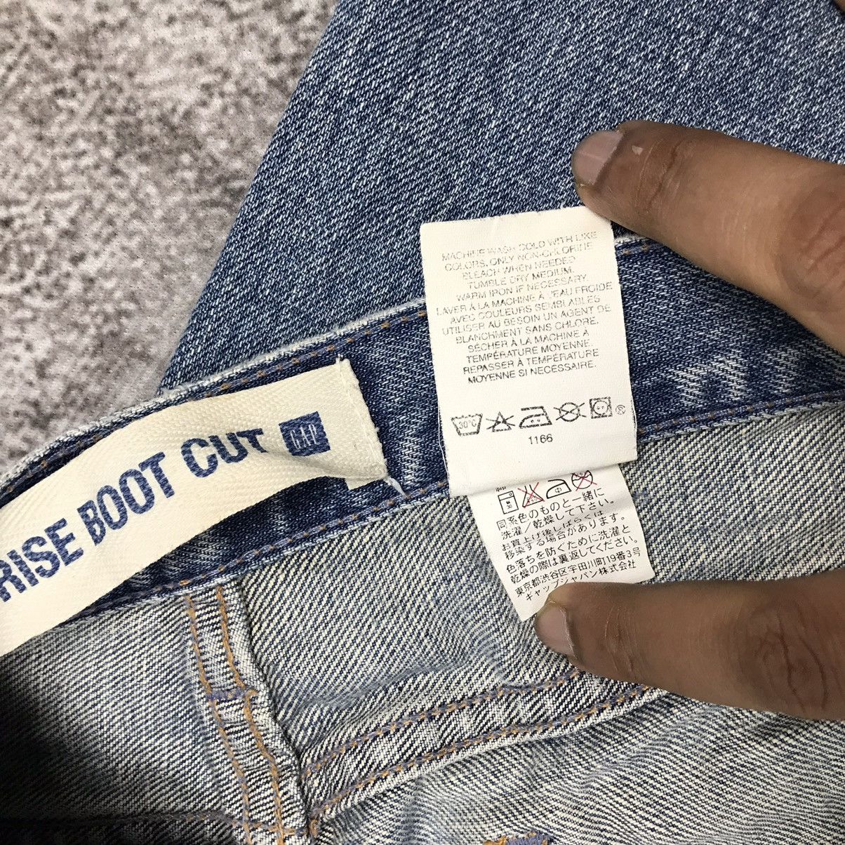 Gap × Japanese Brand × Vintage Vintage Gap Flare Light Wash Baggy Jeans Size 30" / US 8 / IT 44 - 9 Thumbnail