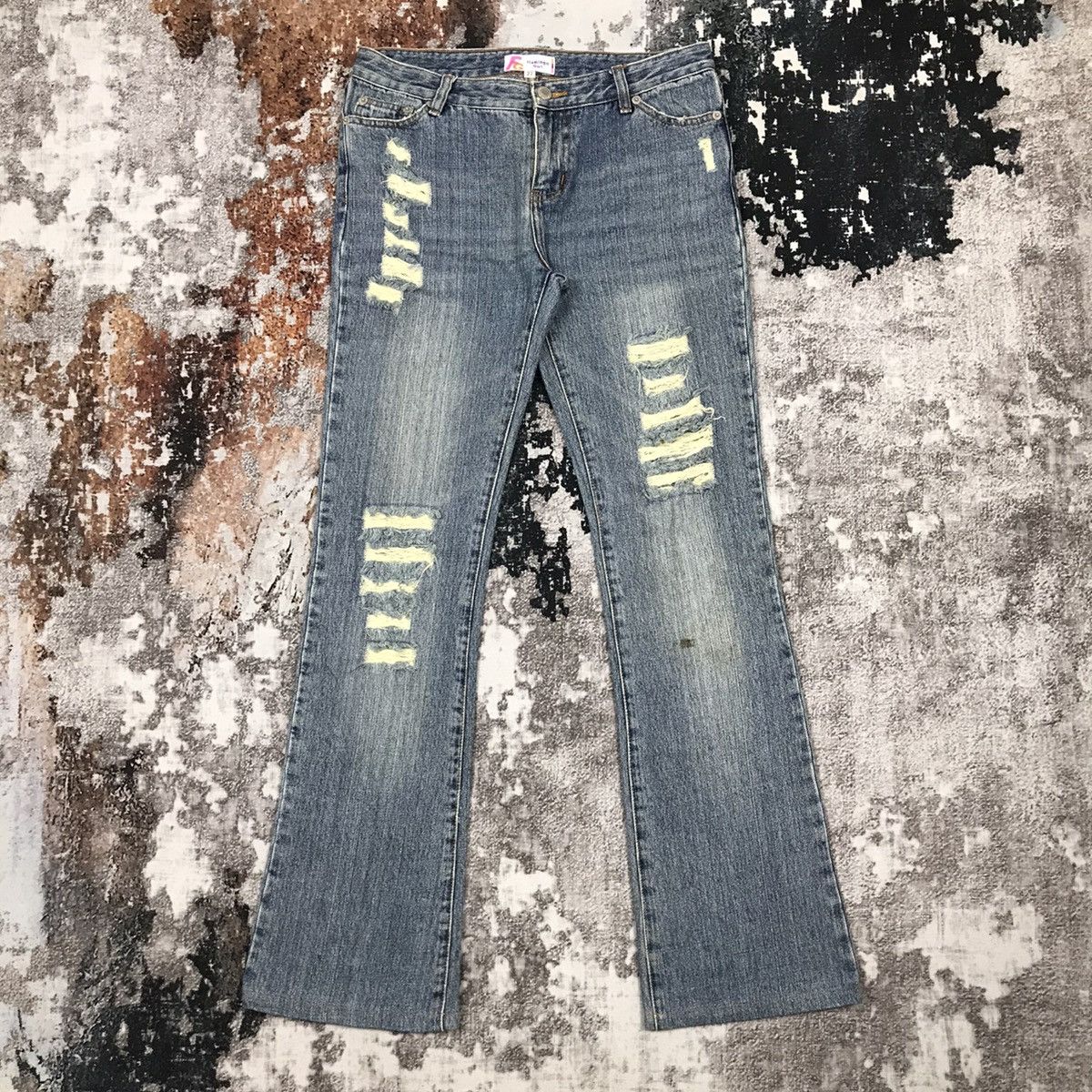 Japanese Brand × Vintage Japanese Flamingo Girls Flare Light Wash Distressed Jeans Size 29" - 1 Thumbnail