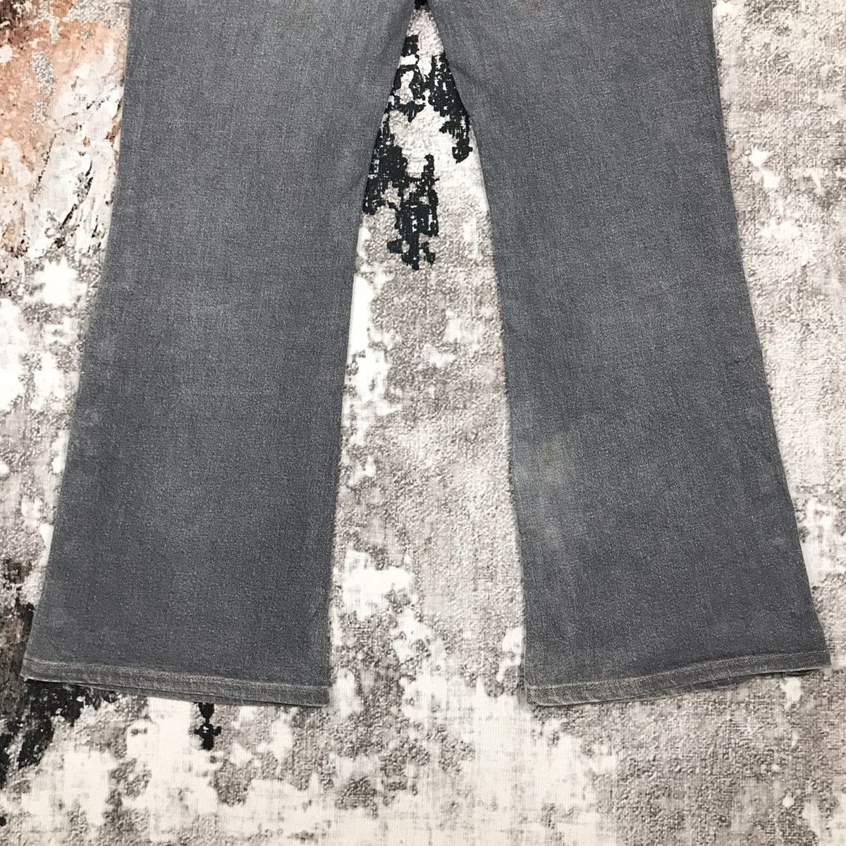 Designer × Japanese Brand × Vintage Vintage Japanese Flare Button Design Light Wash Jeans Size 31" - 8 Thumbnail