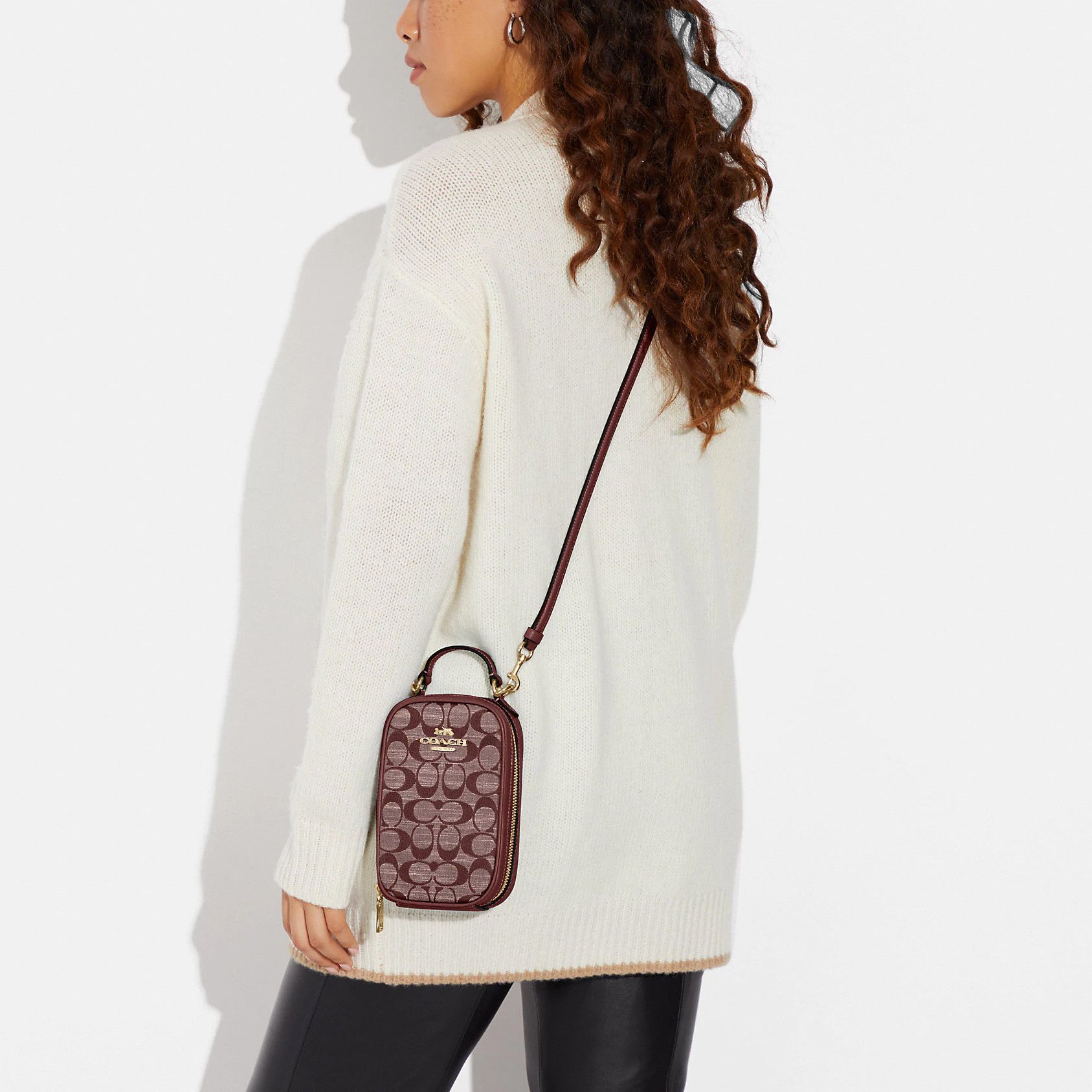 NWT Coach Eva Phone Crossbody In Signature Chambray CH152