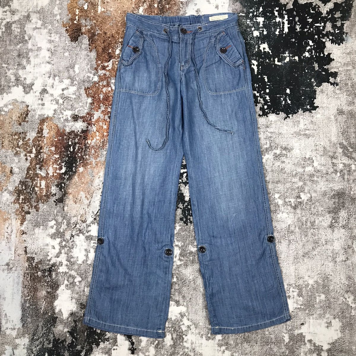 Japanese Brand × Vintage Vintage Japanese Honey Suckle Rose Bust Pant Soft Denim Jean Size 28" / US 6 / IT 42 - 1 Thumbnail