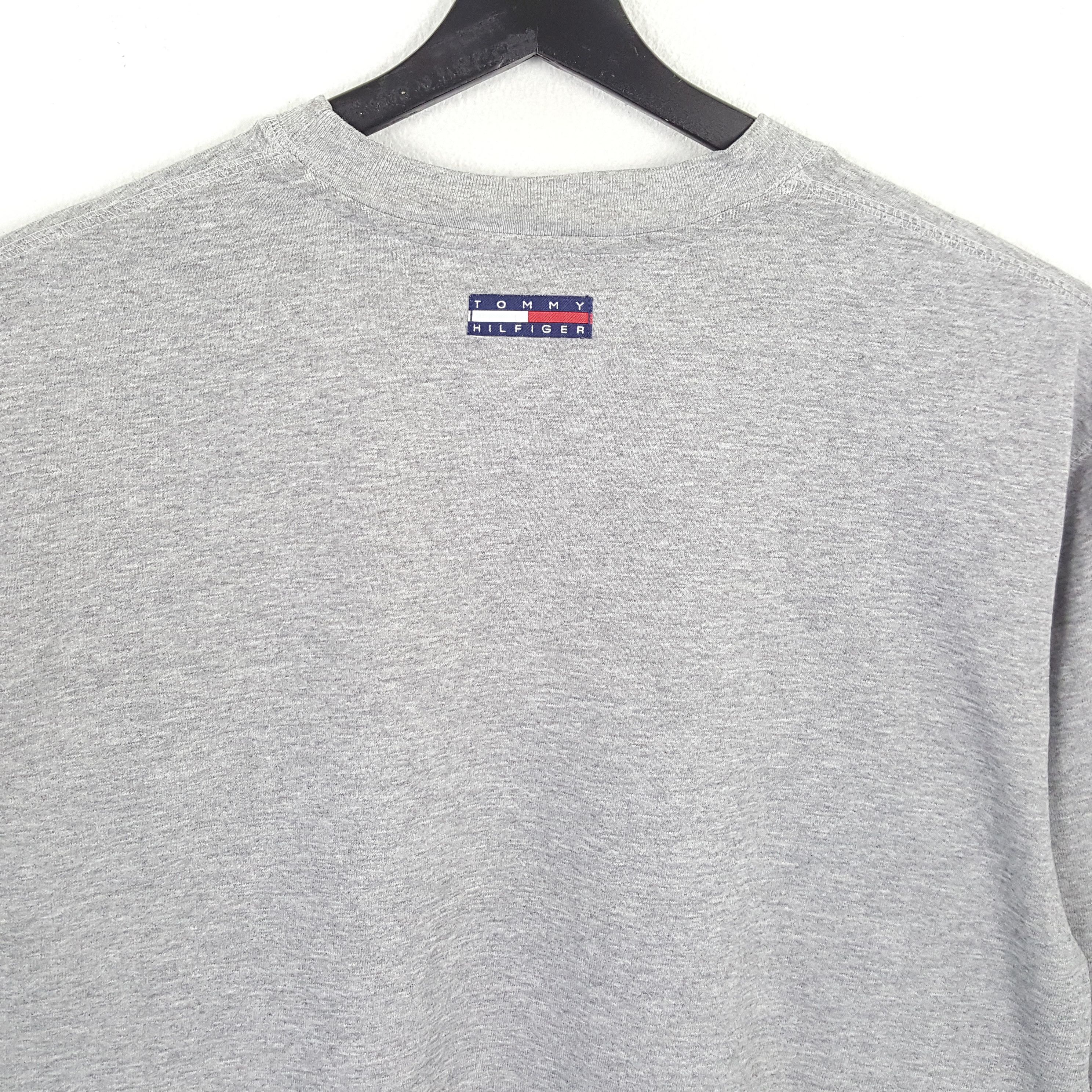 Tommy Hilfiger × Vintage TOMMY HILFIGER Box Logo Style Streetwear Sweatshirt Size US XL / EU 56 / 4 - 4 Thumbnail