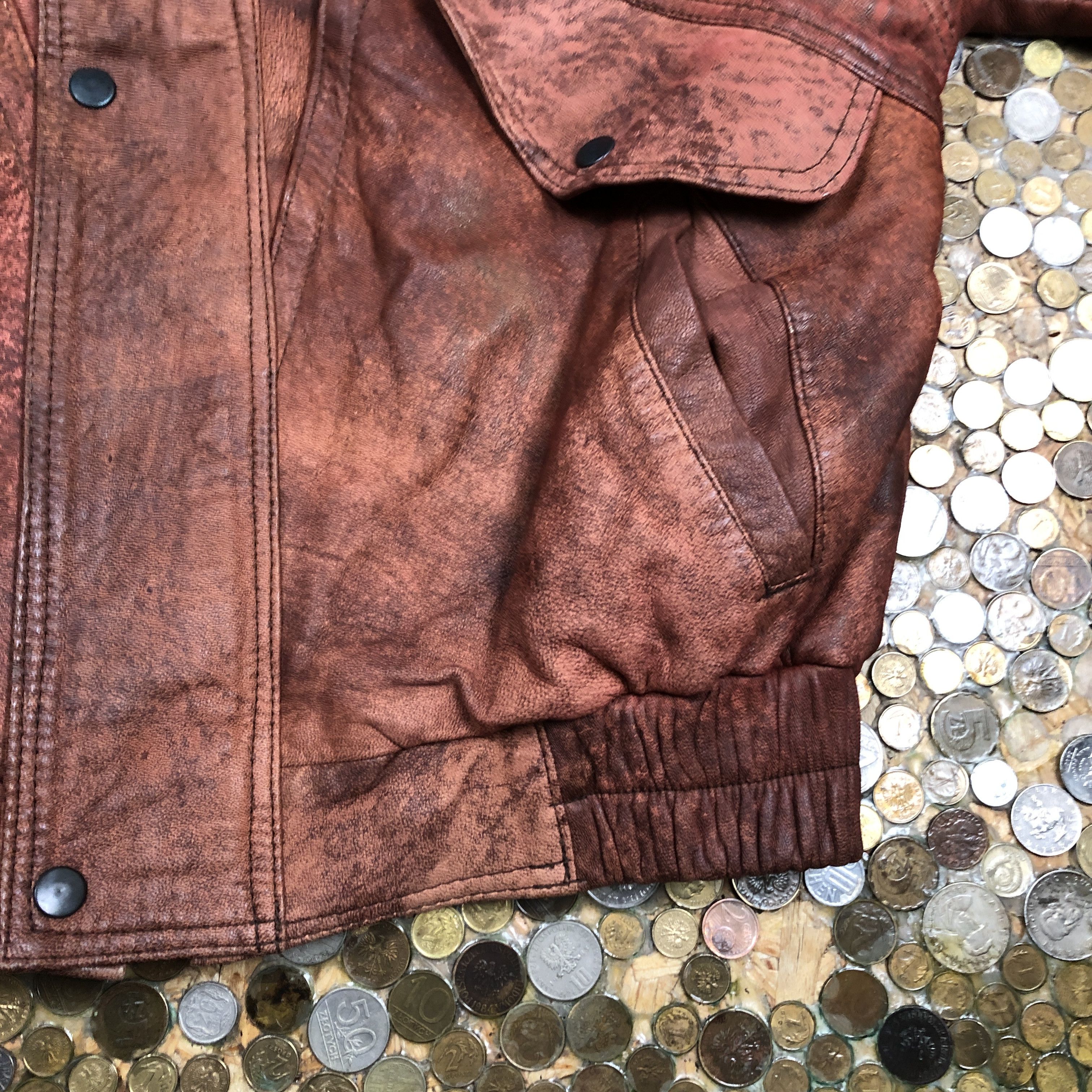 Vintage Vintage varsity leather bomber jacket 90's Size US M / EU 48-50 / 2 - 3 Thumbnail