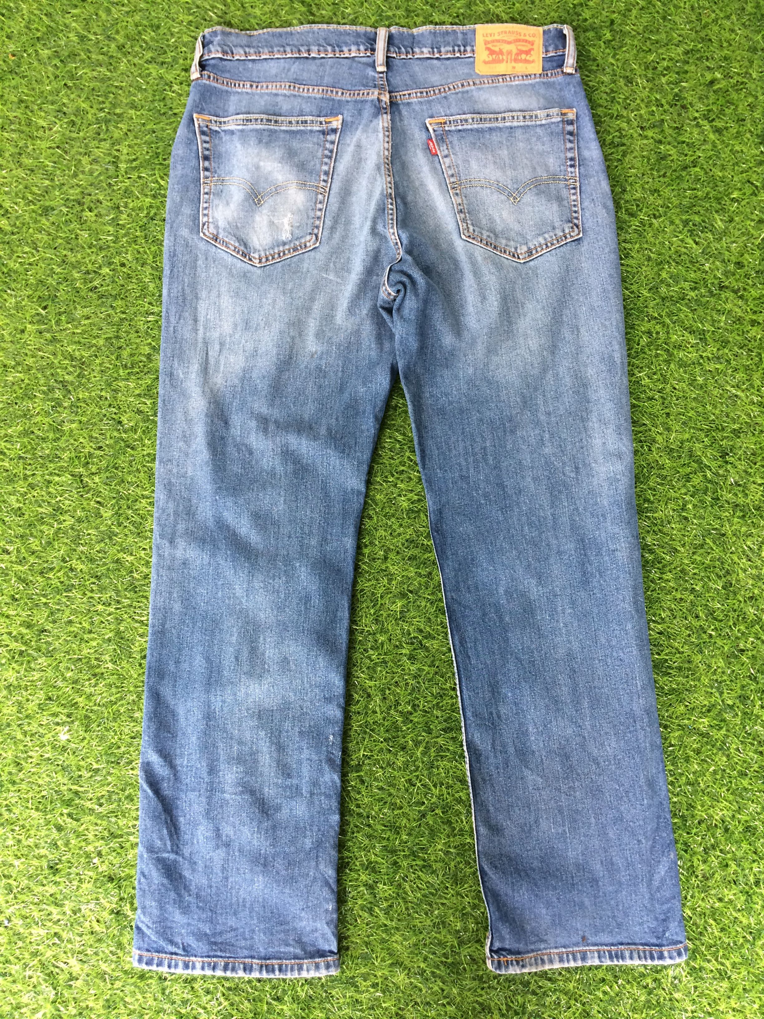Levi's Distressed Levis 514 Ripped Jeans #B-049 Size US 36 / EU 52 - 2 Thumbnail