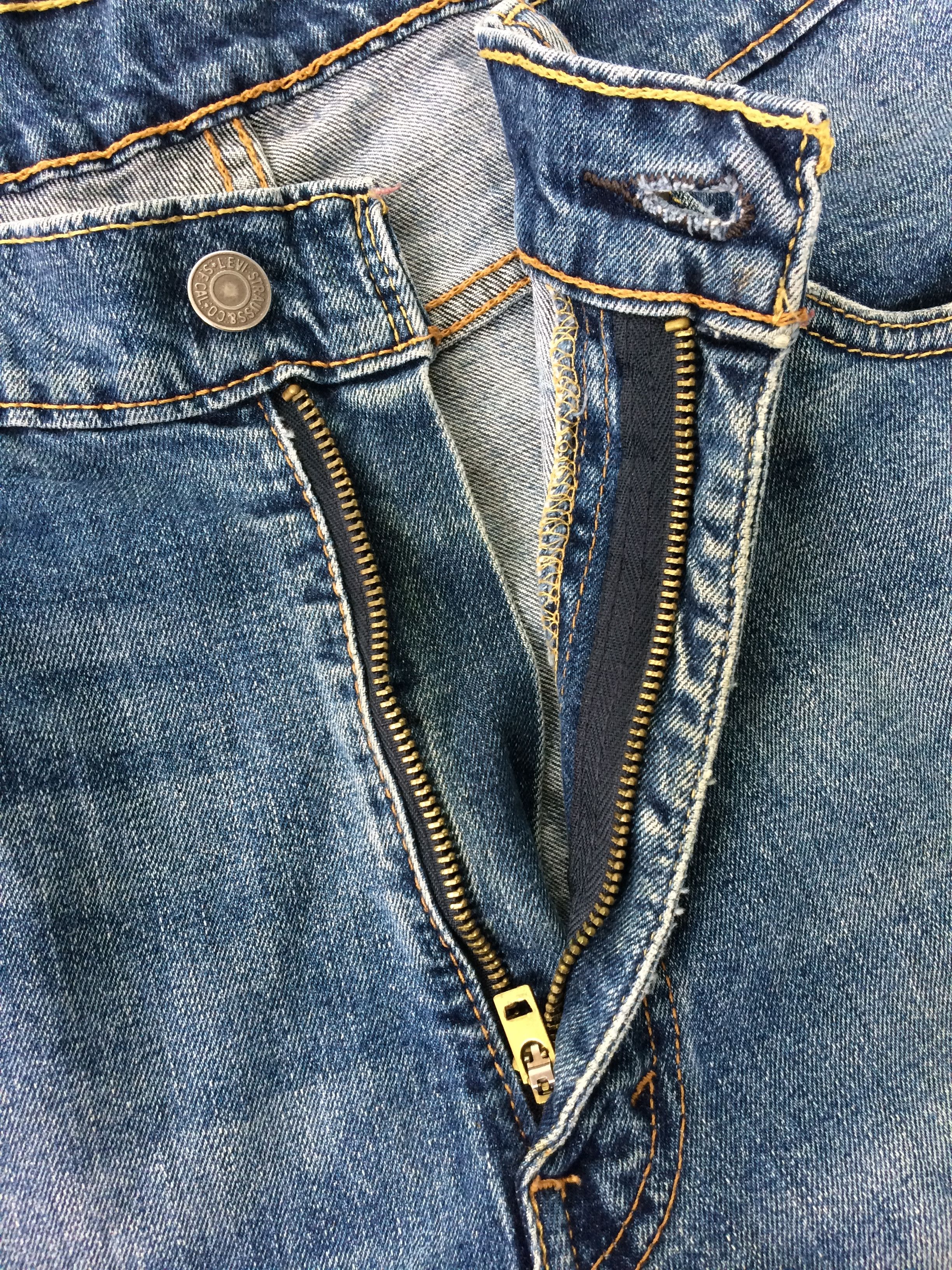 Levi's Distressed Levis 514 Ripped Jeans #B-049 Size US 36 / EU 52 - 3 Thumbnail