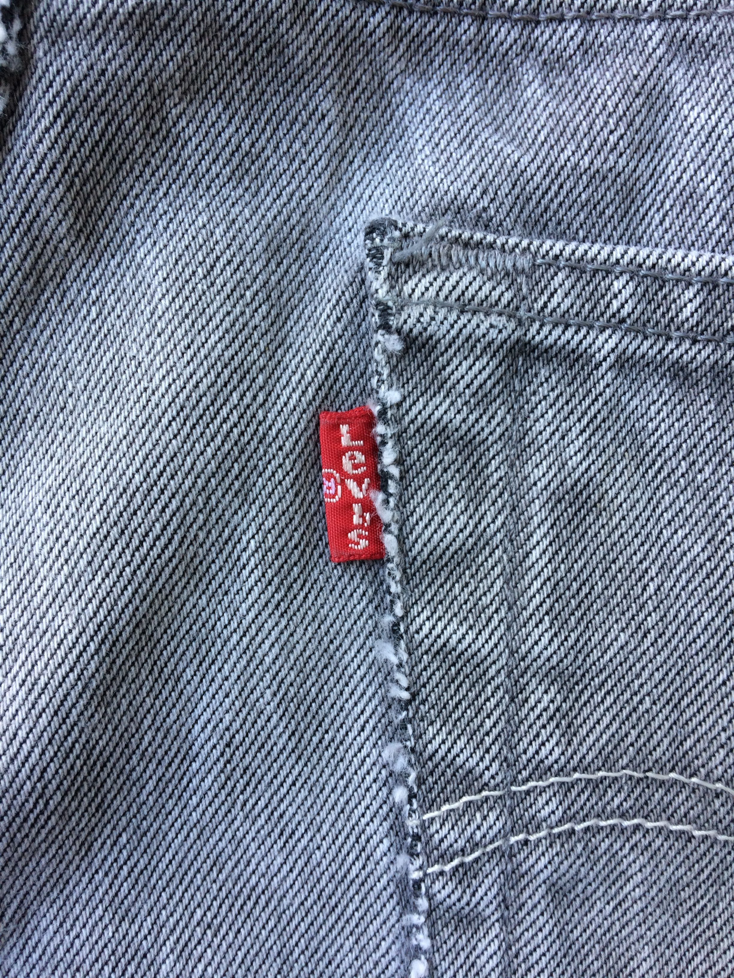 Levi's Vintage Distressed Levis 501 Jeans #B-481 Size US 33 - 8 Thumbnail