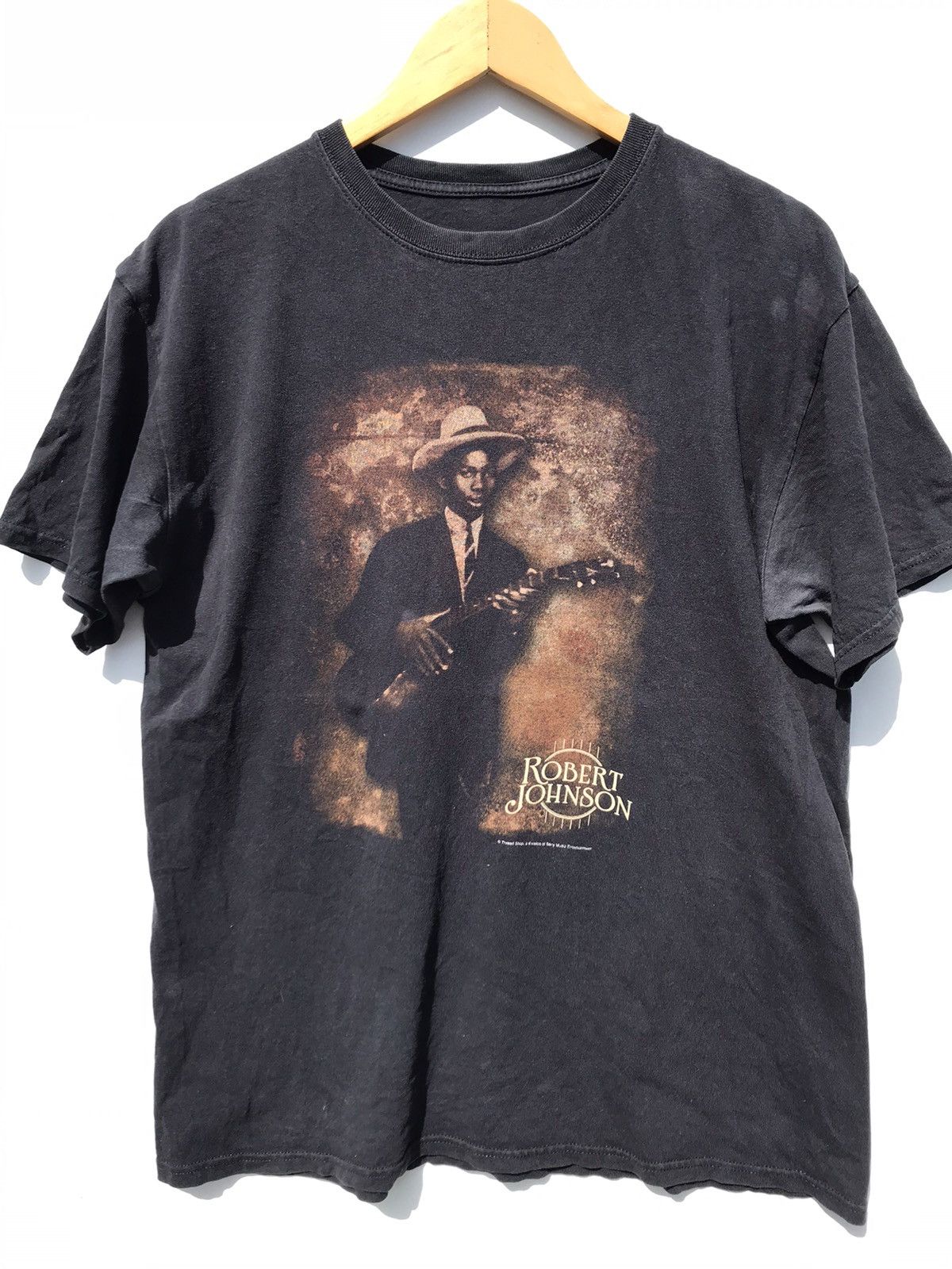 Band Tees 🔥SUN FADED🔥VINTAGE ROBERT JOHNSON TSHIRT Size US L / EU 52-54 / 3 - 1 Thumbnail