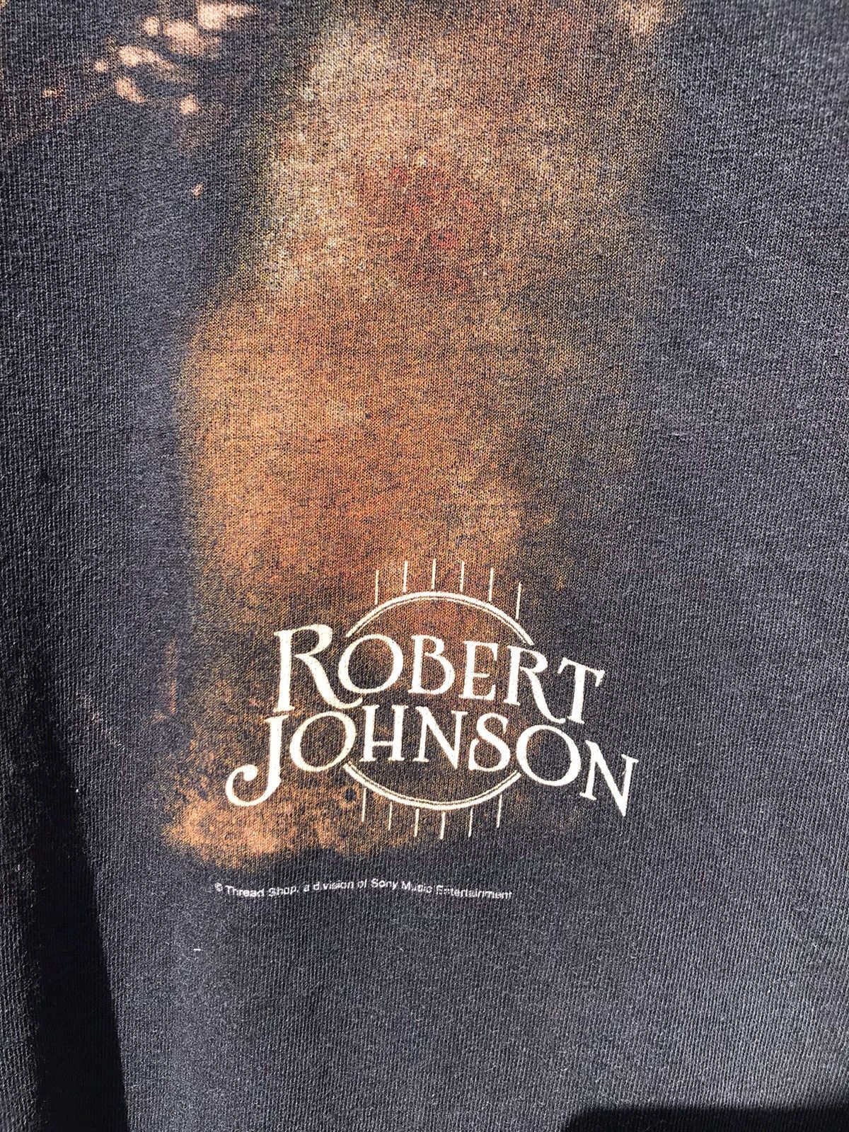 Band Tees 🔥SUN FADED🔥VINTAGE ROBERT JOHNSON TSHIRT Size US L / EU 52-54 / 3 - 6 Thumbnail