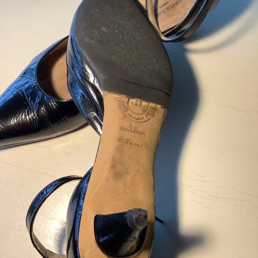Designer × Dries Van Noten × Vintage Dries van noten black patent kitten heels Size US 8 / IT 38 - 4 Thumbnail