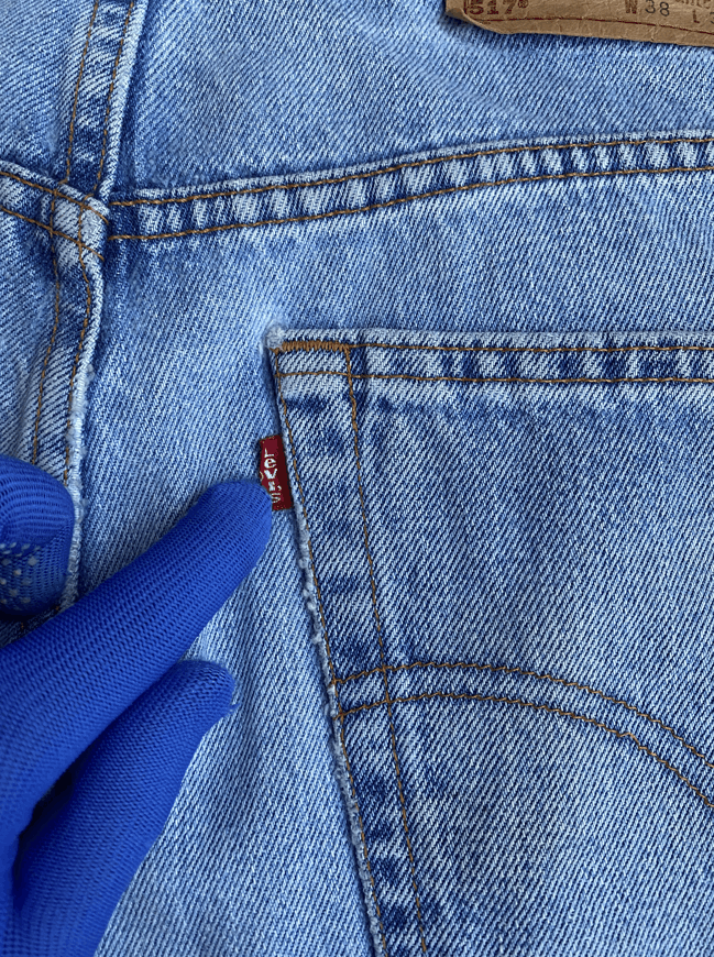 Levi's × Levi's Vintage Clothing 90s Light Blue Wash Vintage Levi's 517 Jeans 35x30Denim Size US 35 - 10 Thumbnail