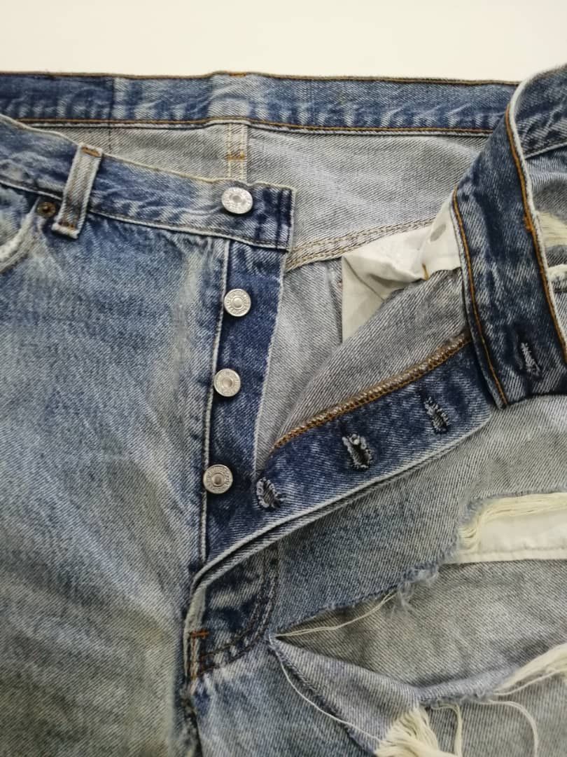 Levi's Vintage Levis 501 shorts THRASHED Jean Distressed Denim Size US 35 - 3 Thumbnail