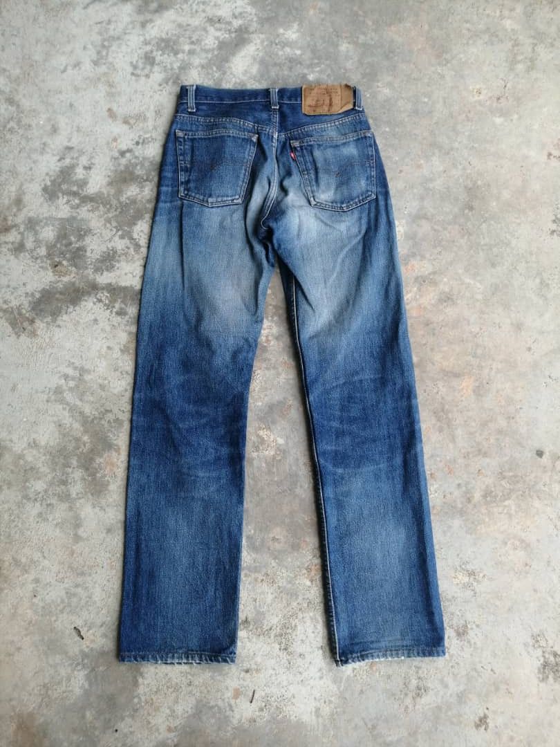 Levi's 90s Light Wash Vintage Levi's 501 USA Jeans 28x30 Denim Size US 28 / EU 44 - 2 Thumbnail