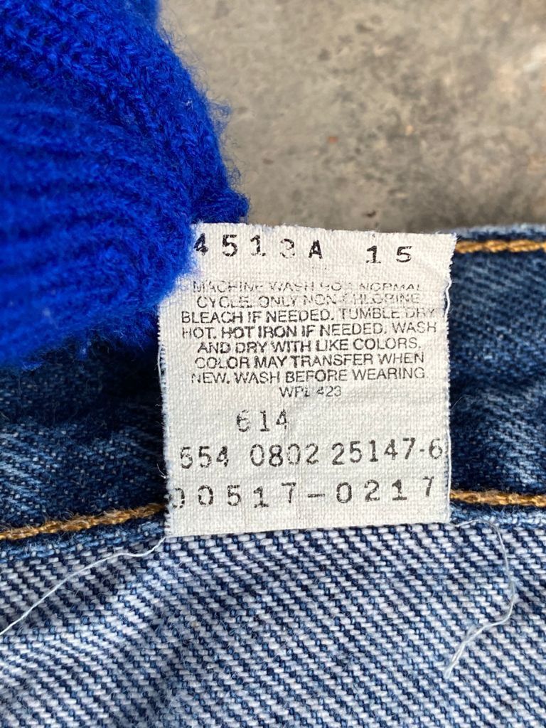 Levi's Vintage Clothing Vintage 90s Light Wash Levi's 517 Bootcut Flare Jeans Size US 33 - 13 Thumbnail