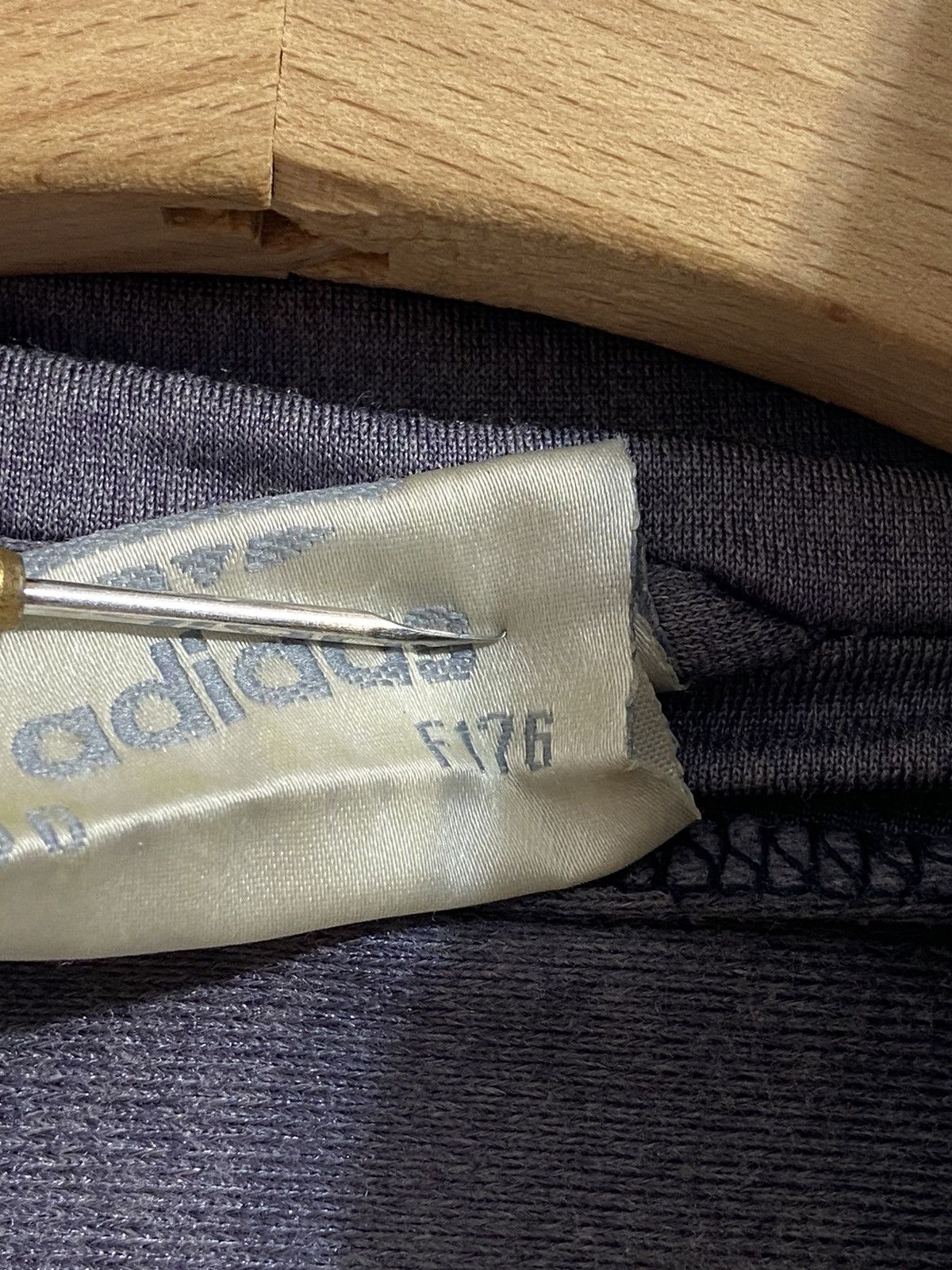 Vintage Adidas vintage 90’S Size US M / EU 48-50 / 2 - 13 Thumbnail