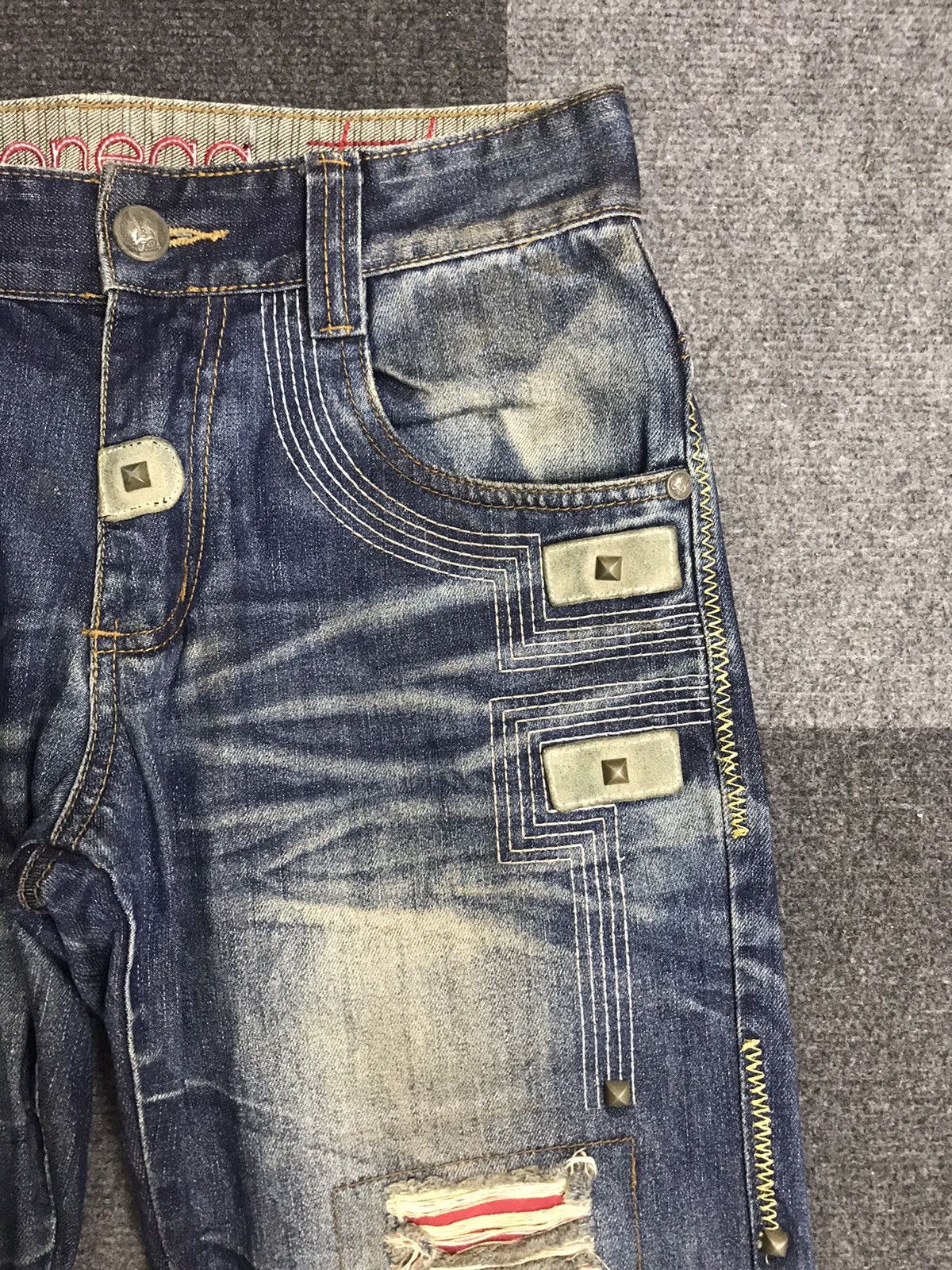 Japanese Brand Joneaa Distressed Patchwork Jeans Size US 29 - 7 Thumbnail