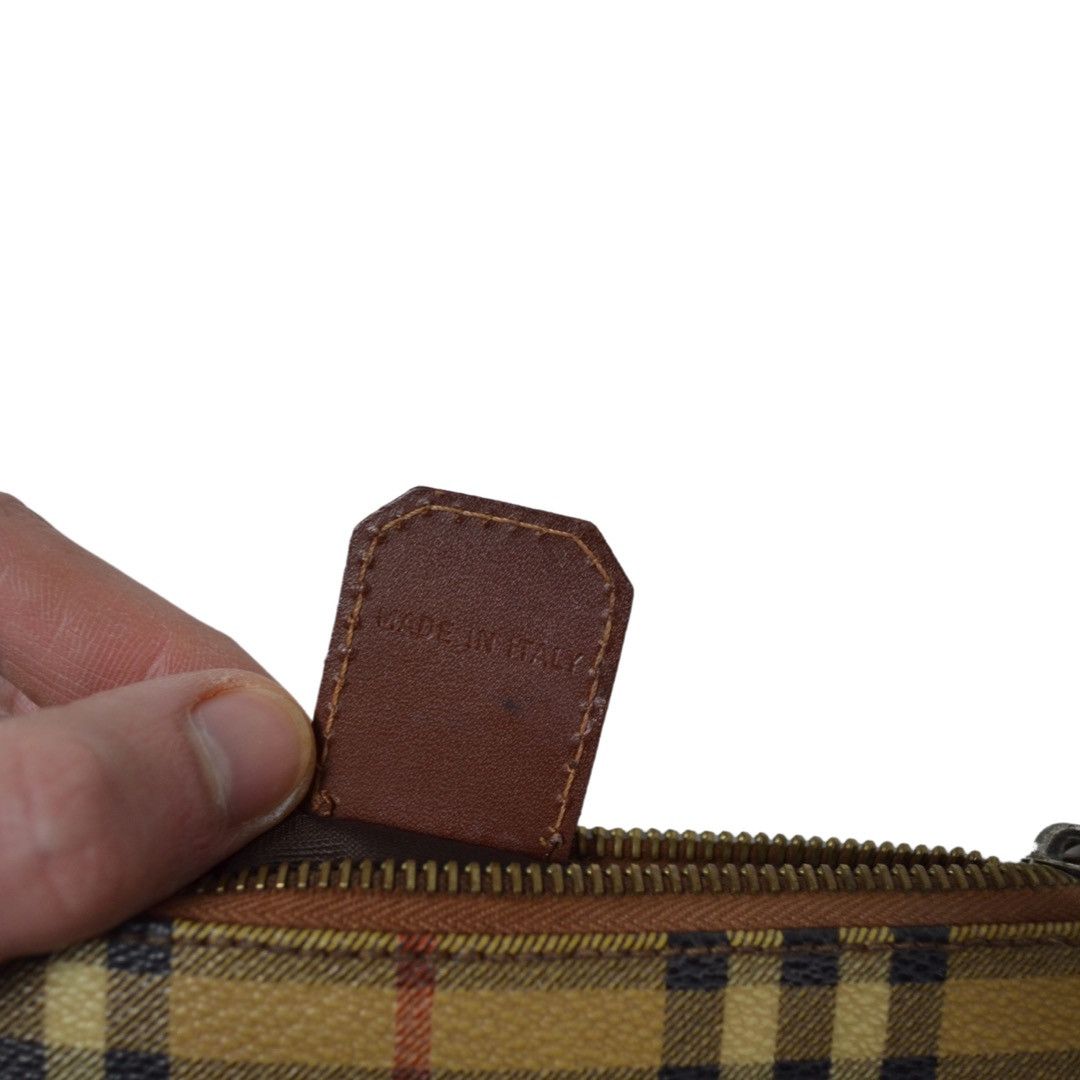 Burberry × Vintage Vintage Burberry Cosmetic Bag Size ONE SIZE - 5 Thumbnail