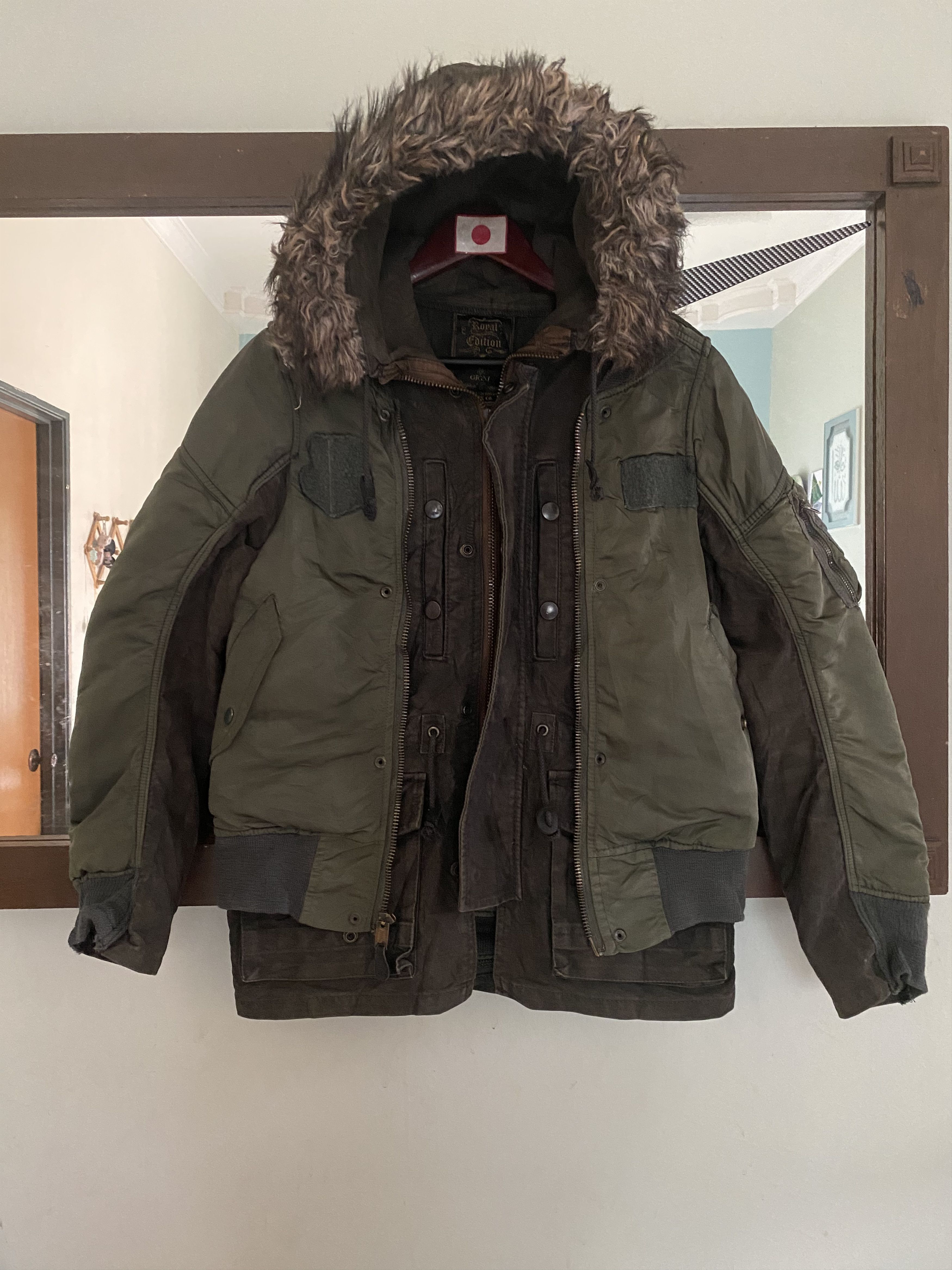 Vintage Vintage Custom Bomber Jacket Royal Edition Gigni Rare Jacket Size US S / EU 44-46 / 1 - 1 Thumbnail