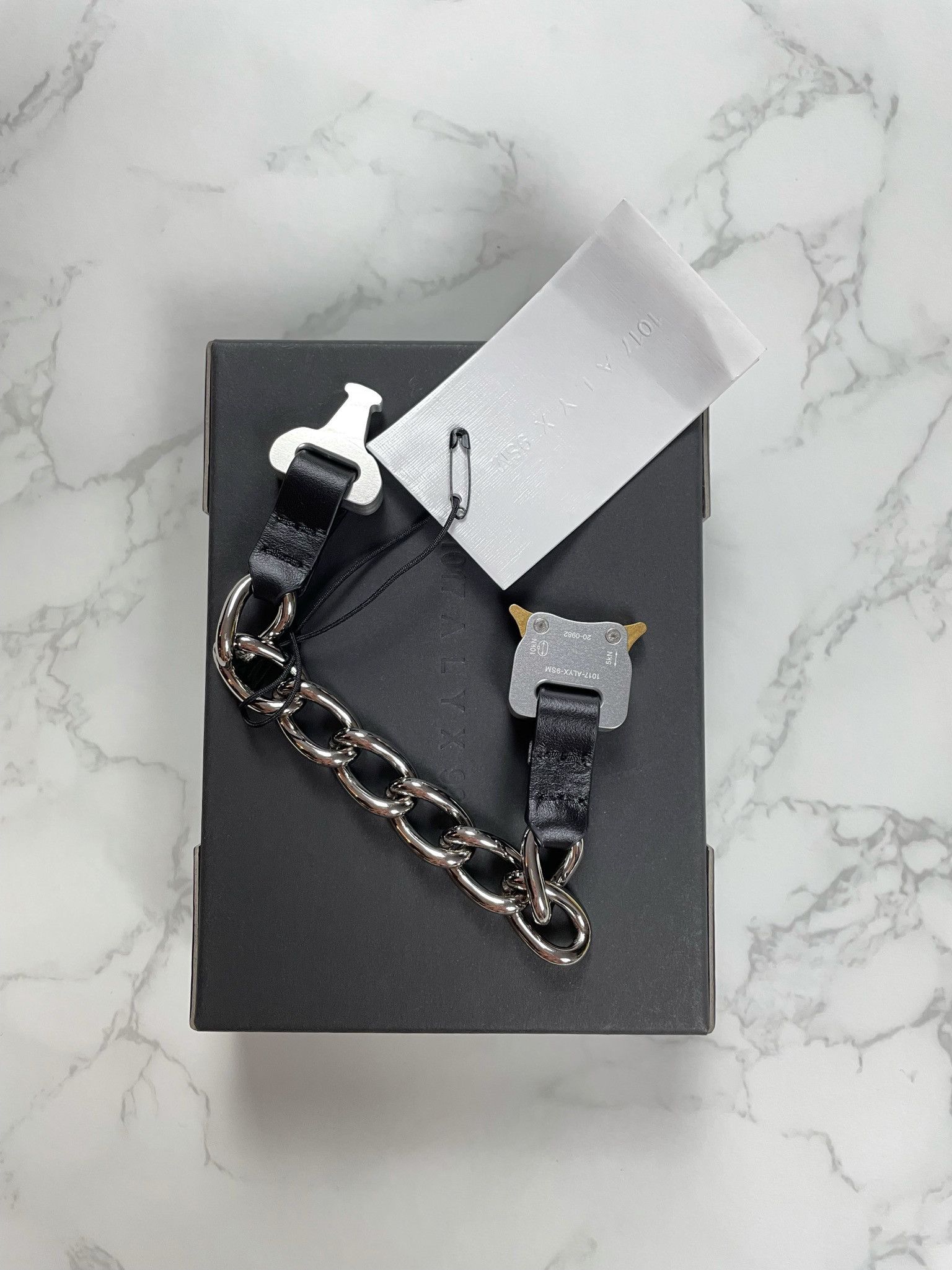 1017 ALYX 9SM 🔥[SALE]🔥 1017 ALYX 9SM Silver Chain Buckle Bracelet | Grailed