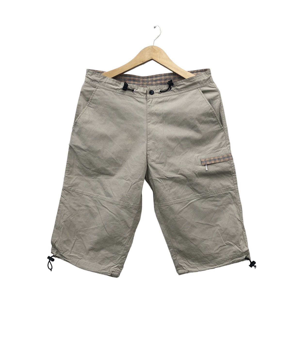 Burberry Burberry Black Label Shorts Size US 30 / EU 46 - 1 Thumbnail