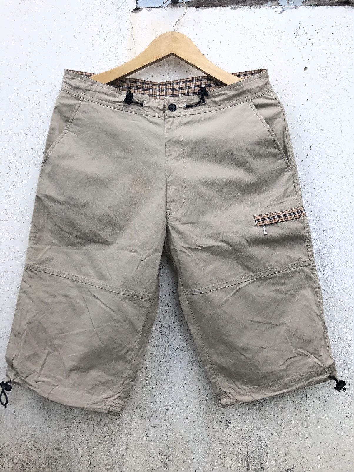 Burberry Burberry Black Label Shorts Size US 30 / EU 46 - 2 Thumbnail