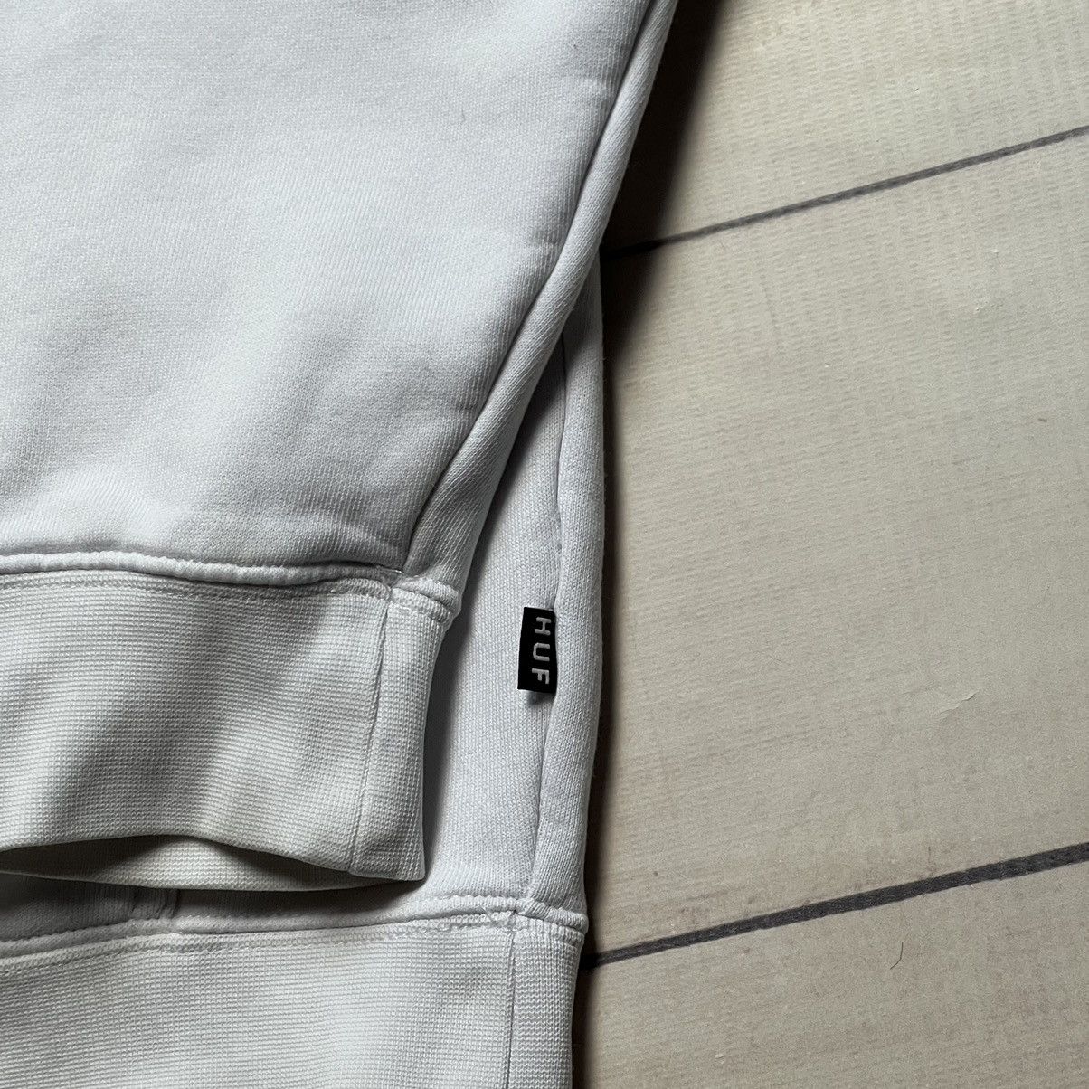 Huf × Thrasher White Hoodie Thrasher x Huf Worldwide Size US M / EU 48-50 / 2 - 4 Thumbnail