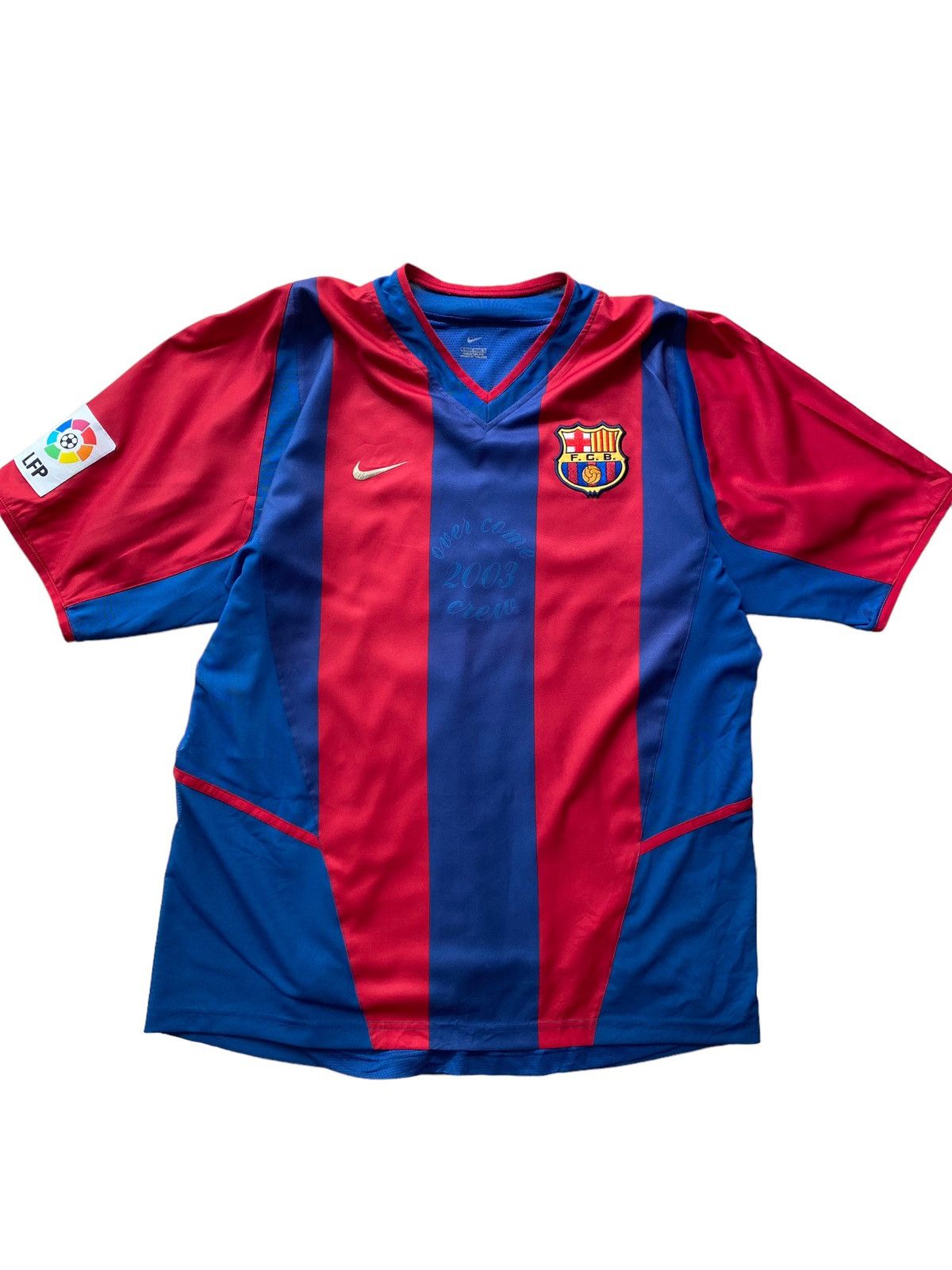 Nike Vintage nike Barcalona 2003 soccer jersey nice design Size US L / EU 52-54 / 3 - 5 Thumbnail