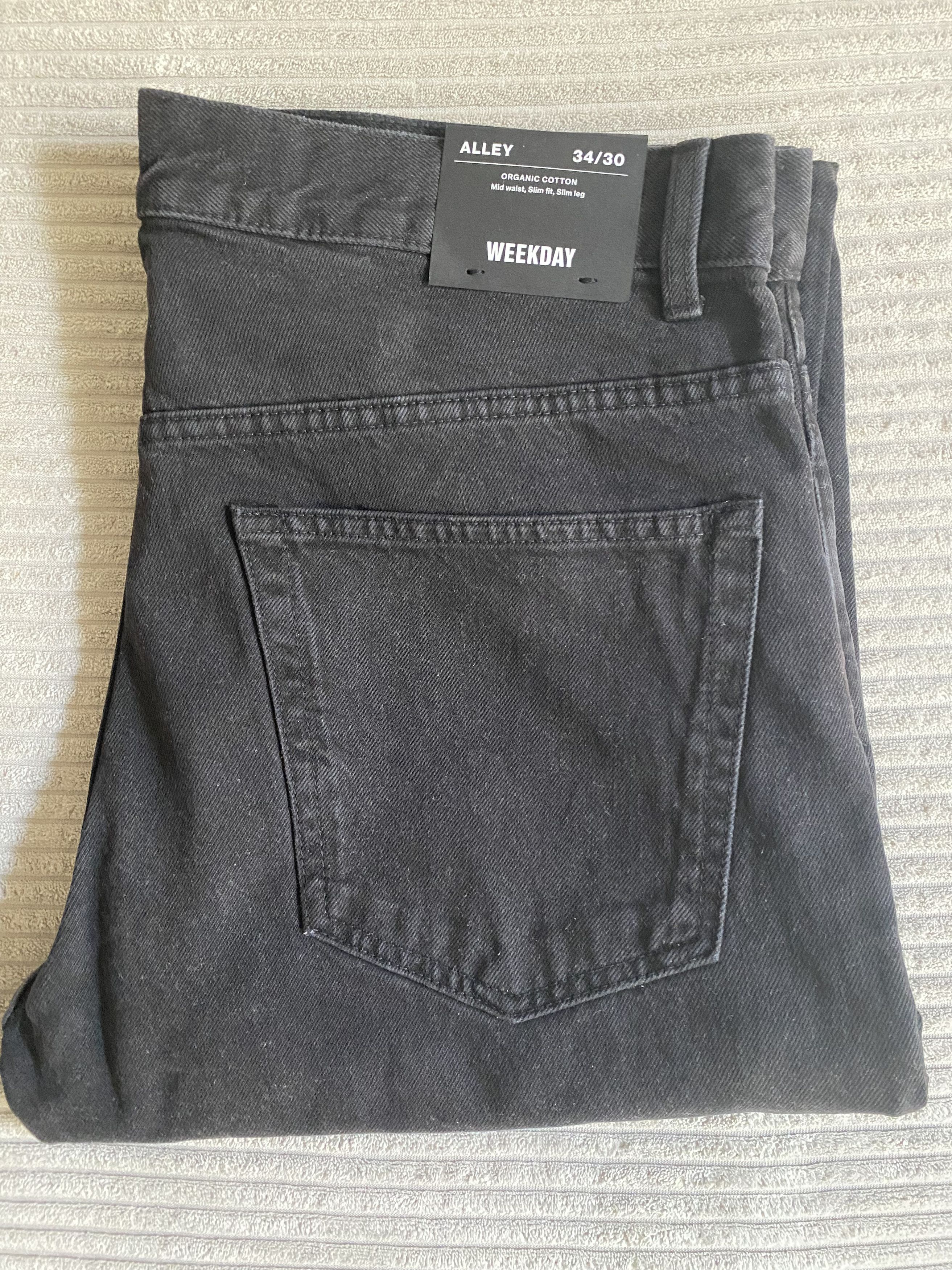 Weekday ALLEY Mine Black Organic Cotton Mid Waist Slim Fit 34/30 Size US 34 / EU 50 - 1 Thumbnail