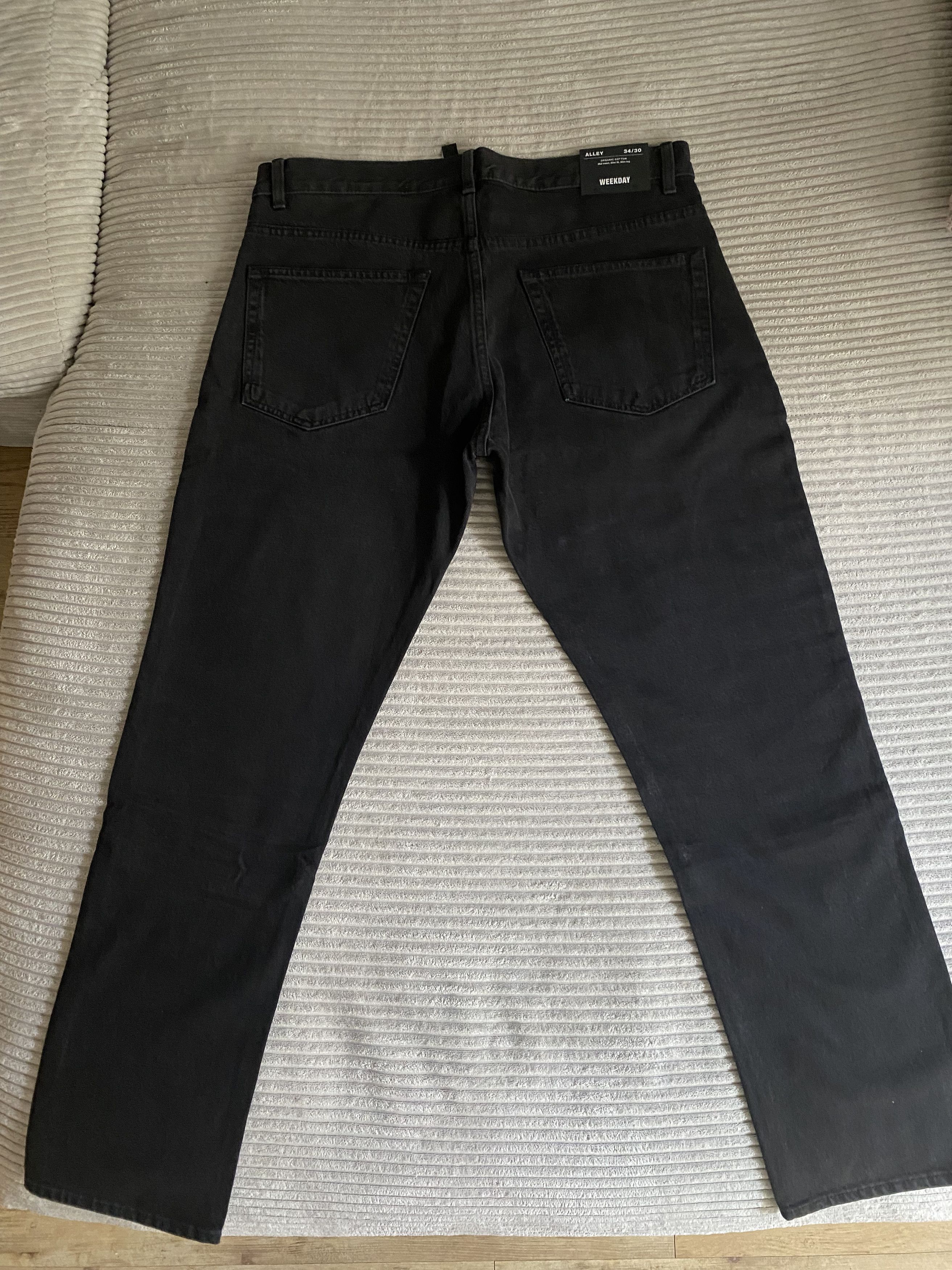 Weekday ALLEY Mine Black Organic Cotton Mid Waist Slim Fit 34/30 Size US 34 / EU 50 - 3 Thumbnail