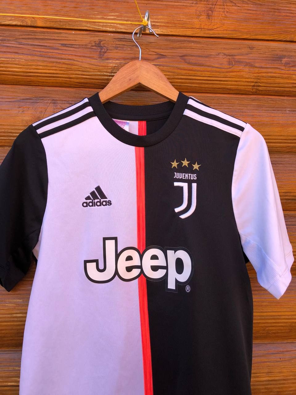Other Juventus Jersey Home KIDS Shirt Soccer Football Adidas Size US S / EU 44-46 / 1 - 2 Thumbnail