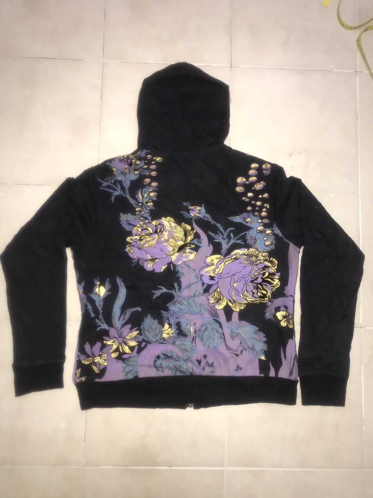 Custo Barcelona Custo Barcelona flowers Size US M / EU 48-50 / 2 - 2 Thumbnail