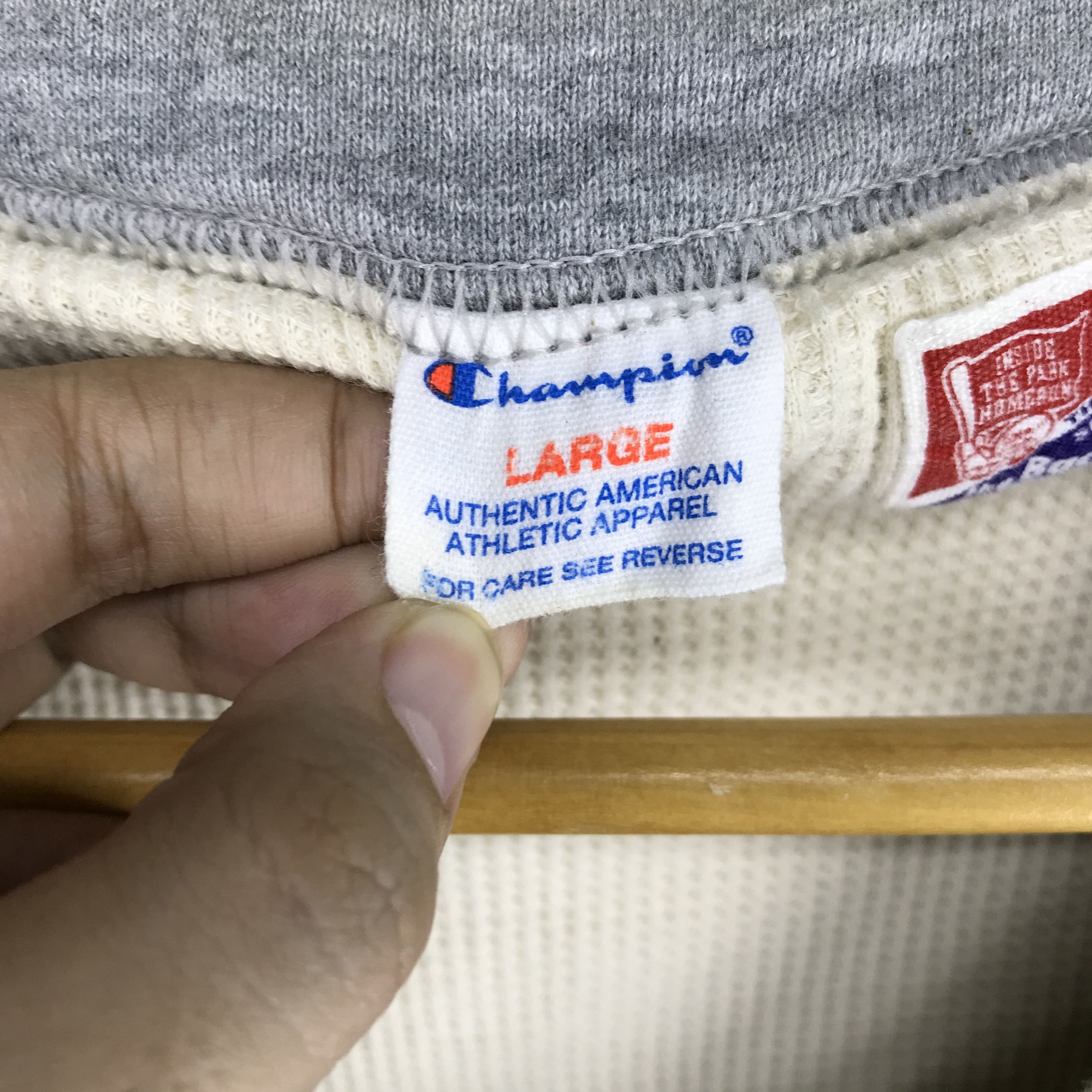 Champion Vintage CHAMPION THE BACKDROP Button Sweatshirt #2332-81 Size US M / EU 48-50 / 2 - 6 Thumbnail