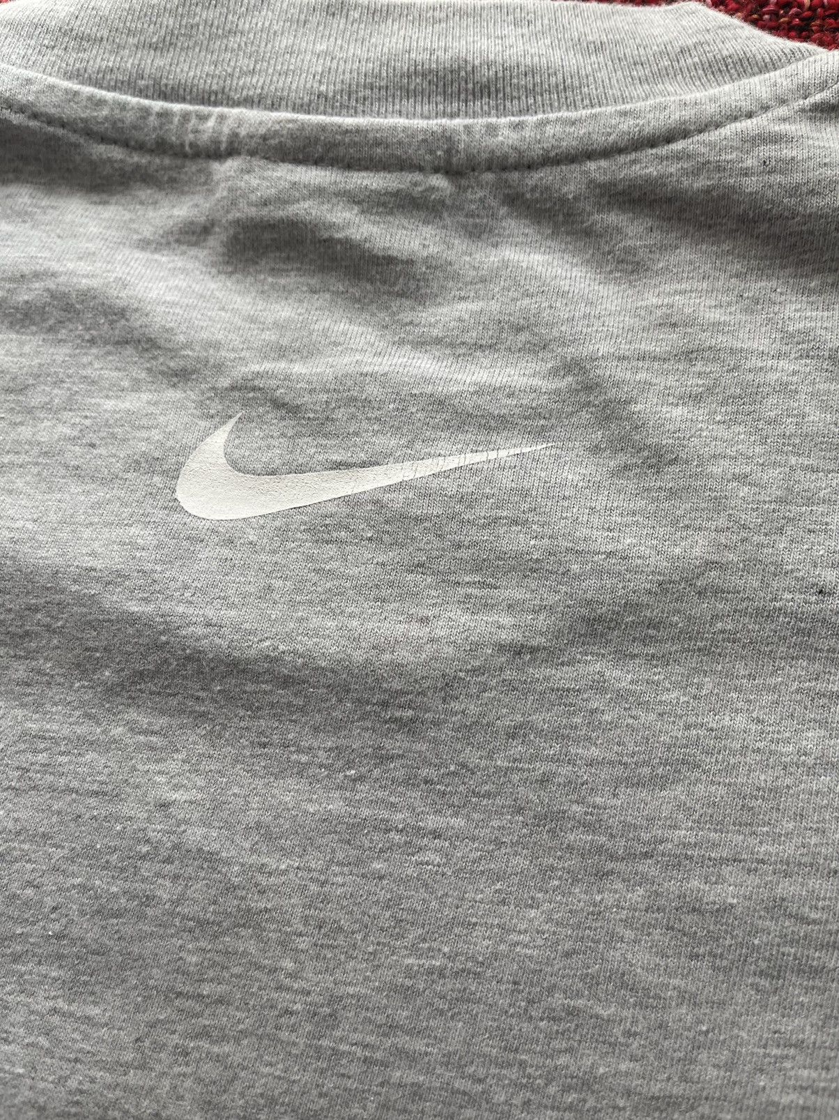 Nike Nike vintage big swoosh 90s t-shirt Size US XL / EU 56 / 4 - 5 Thumbnail
