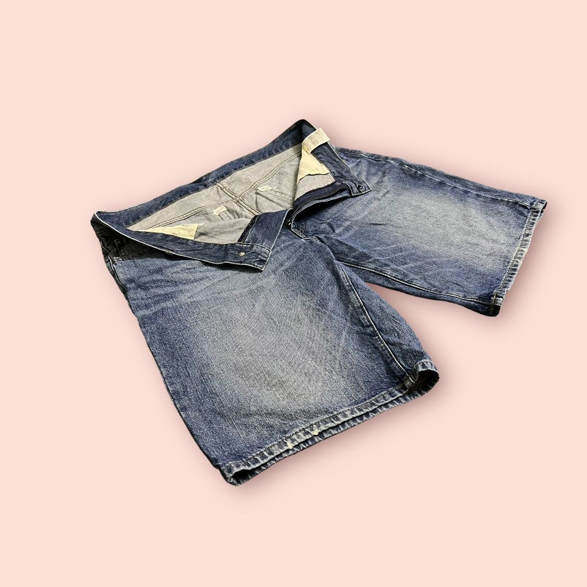 Jun Takahashi × Uniqlo UNIQLO DENIM SHORTS / SIZE L (84-92CM) Size US 36 / EU 52 - 7 Thumbnail