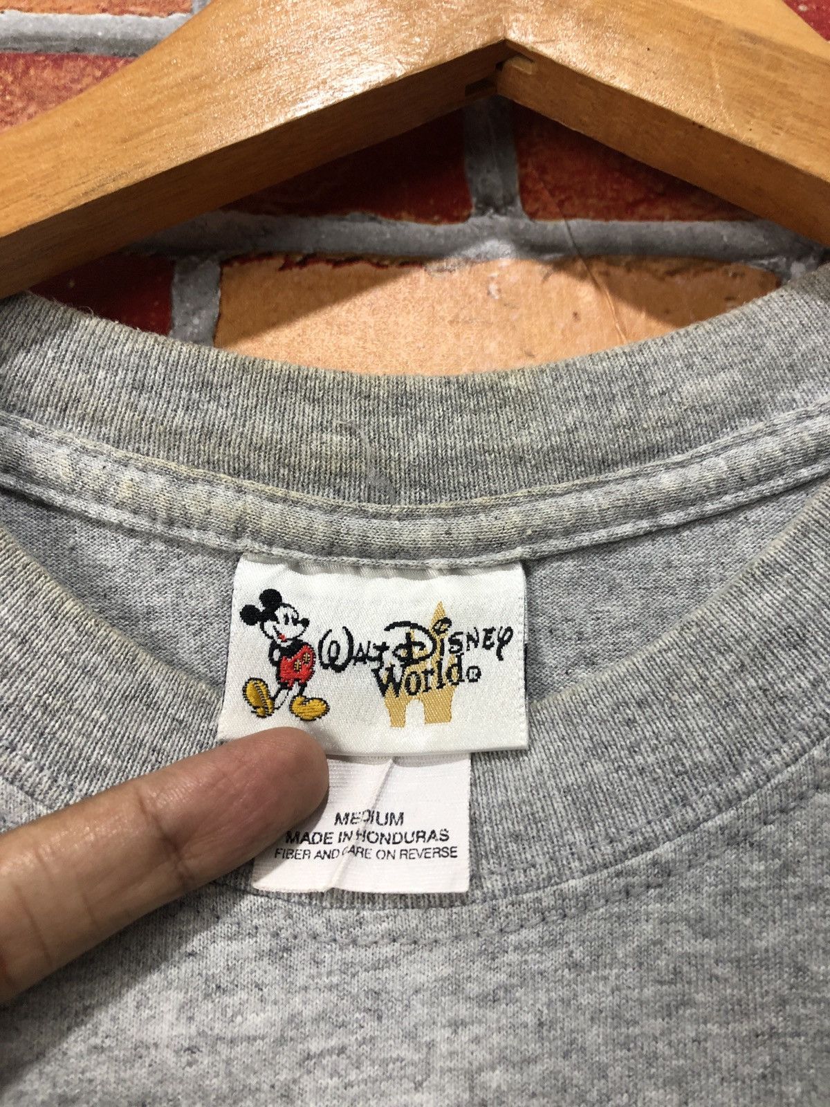Disney × Vintage Vintage Walt Disney World T-Shirt Size US M / EU 48-50 / 2 - 3 Thumbnail