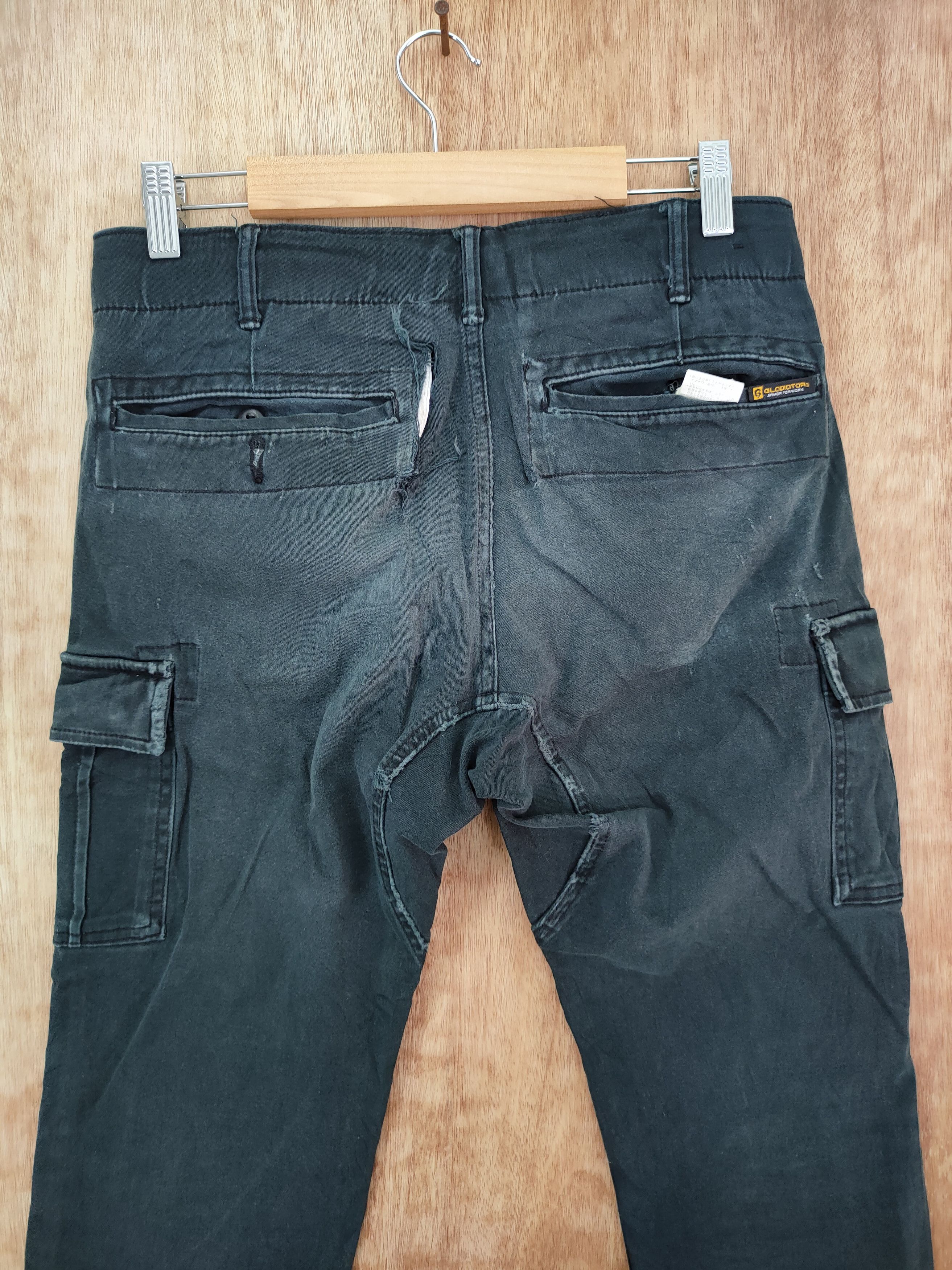 Japanese Brand DLL Glodiotor distressed thrashed cargo pants #46-261t Size US 29 - 9 Thumbnail