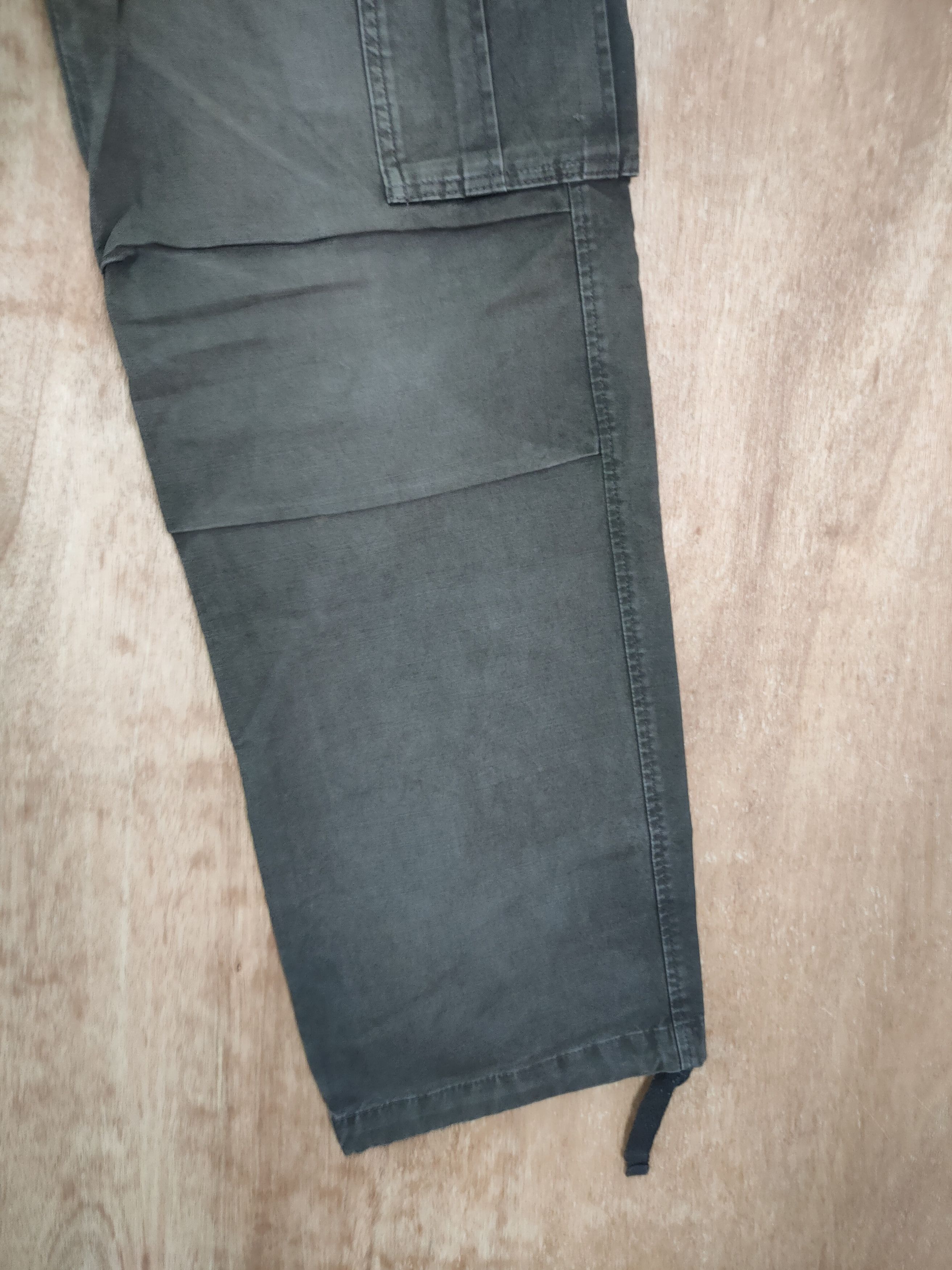 Japanese Brand Uniqlo faded multipocket tactical cargo pants #4116 Size US 32 / EU 48 - 3 Thumbnail