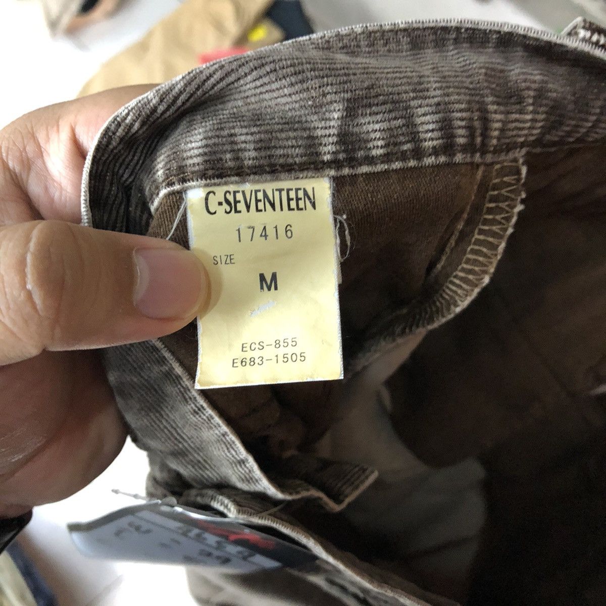 Japanese Brand DL C-Seventeen Conduroy Brown multi pocket Cargo Pants #4654 Size 29" - 17 Thumbnail