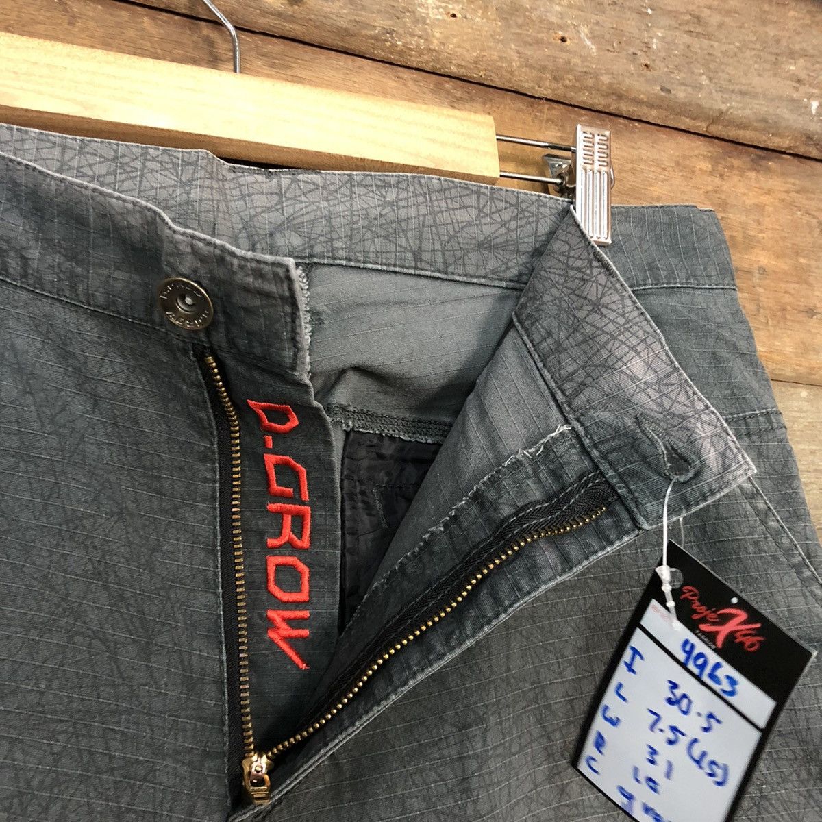 Faded Glory × Japanese Brand D.Grow Grey faded distressed Multipocket Cargo Pants #4963 Size US 31 - 9 Thumbnail