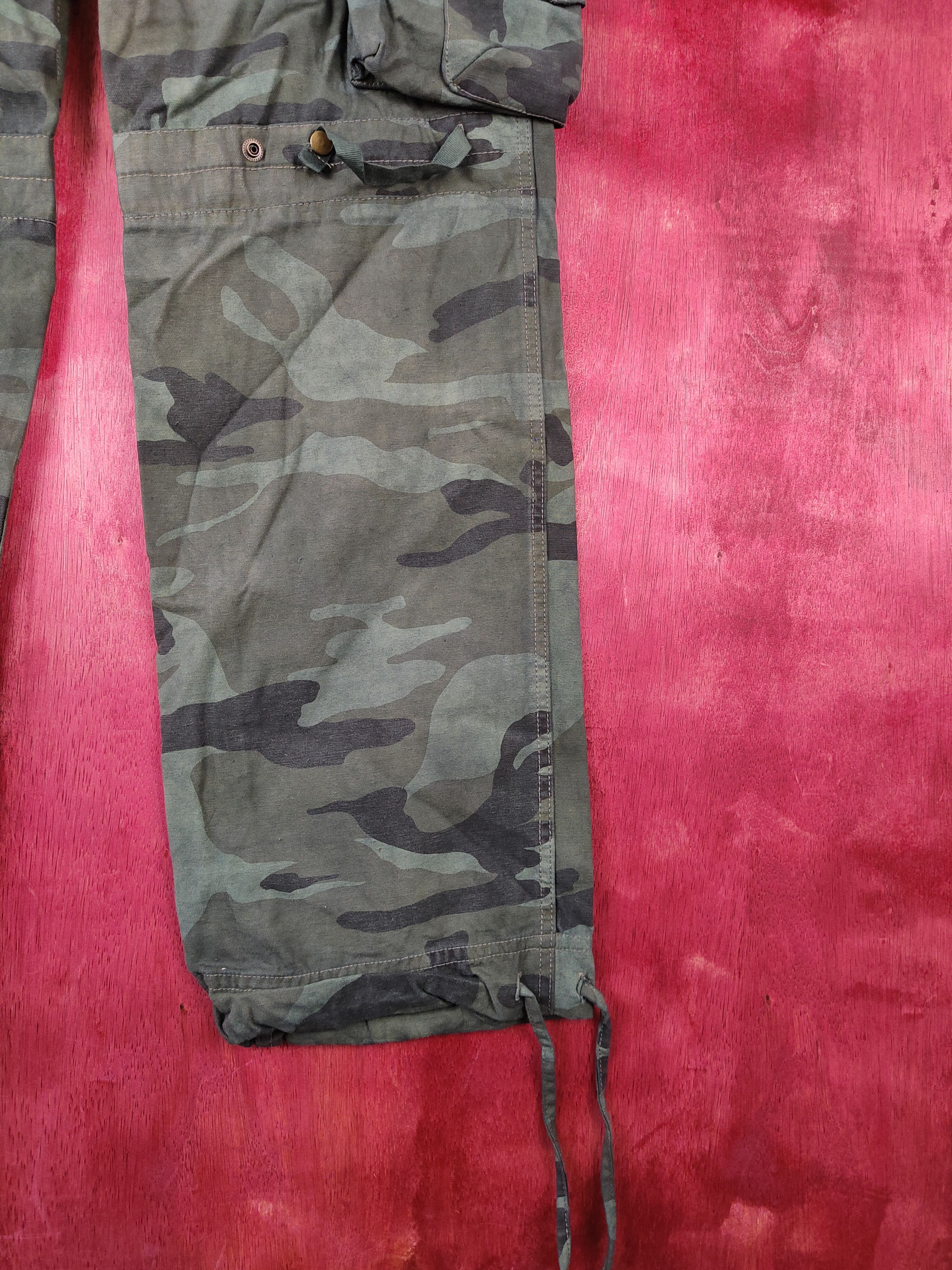 Japanese Brand DL Japan camo Green Military Multi Pocket Cargo Pants #5157 Size 28" / US 6 / IT 42 - 11 Thumbnail