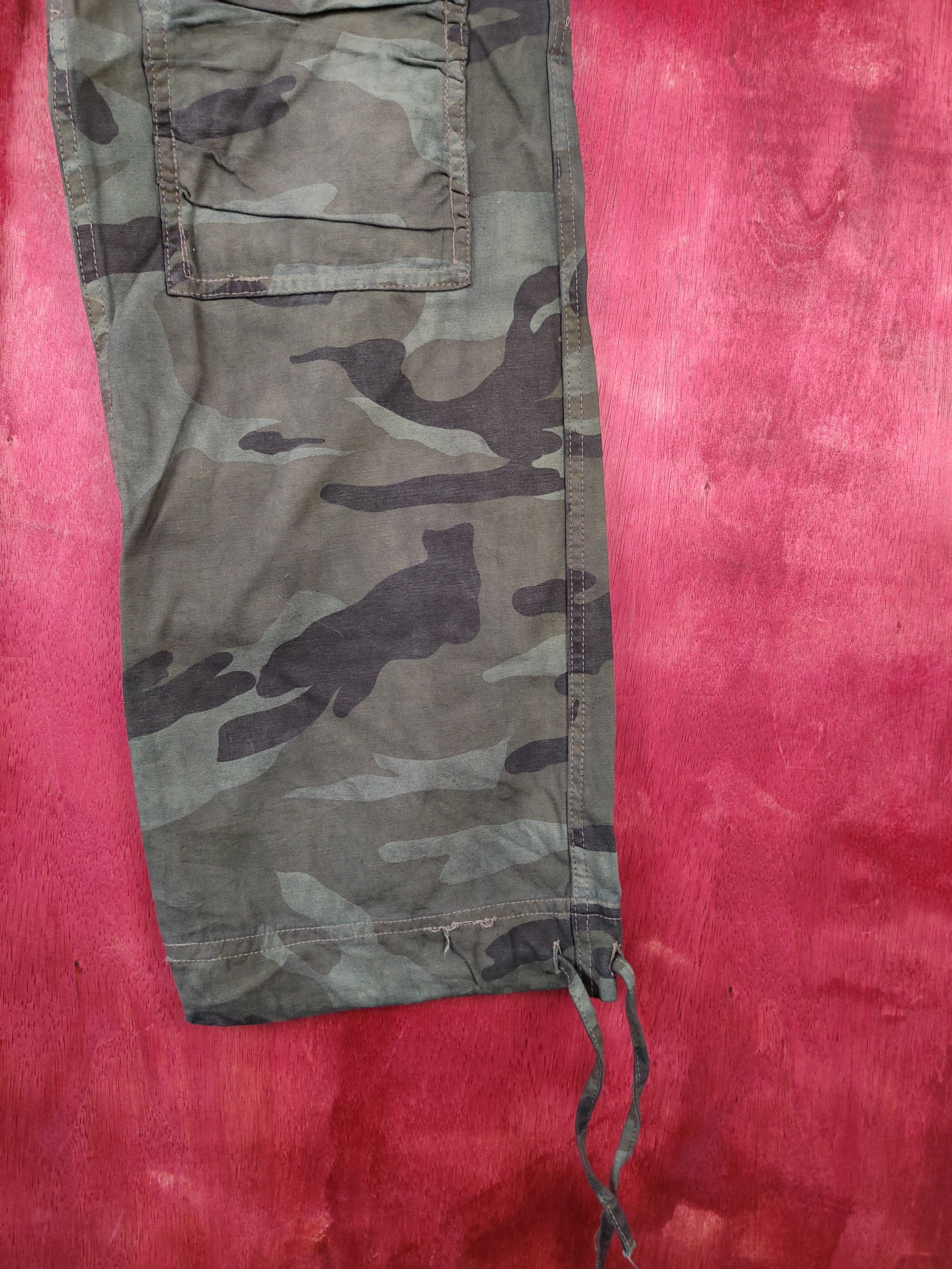 Japanese Brand DL Japan camo Green Military Multi Pocket Cargo Pants #5157 Size 28" / US 6 / IT 42 - 6 Thumbnail