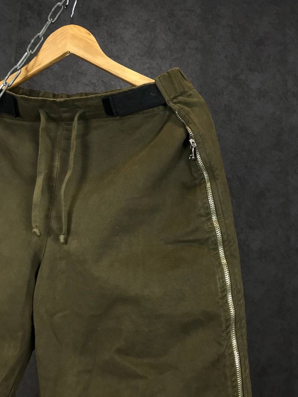Iceberg Iceberg luxury vintage full zip pants Size US 32 / EU 48 - 2 Thumbnail