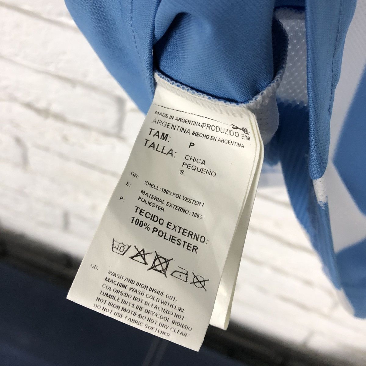 Adidas Argentina national team 2010 2011 home jersey Size US S / EU 44-46 / 1 - 6 Thumbnail