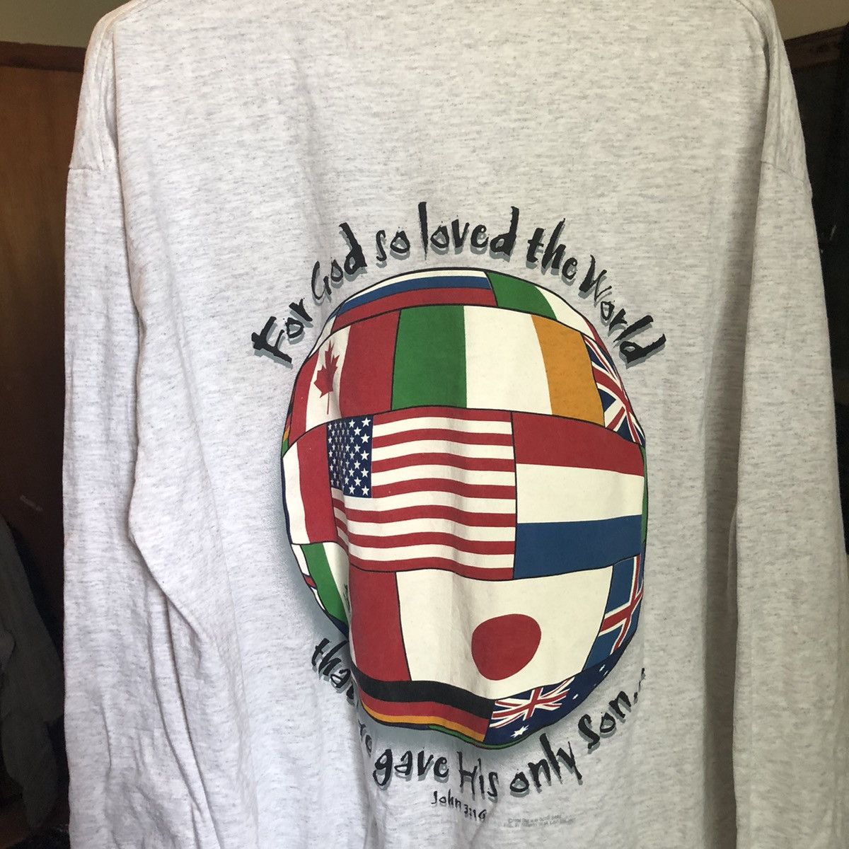 Vintage Vintage 90s Jesus He Gave His Only Son Bible Crew Longsleeve Size US XXL / EU 58 / 5 - 1 Thumbnail