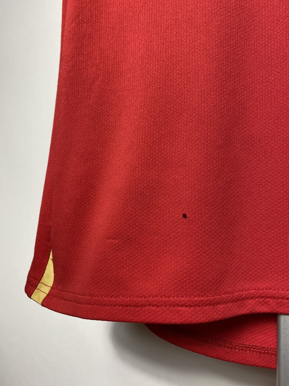 Nike × Vintage Vintage Nike Arsenal red jersey size Xl Size US XL / EU 56 / 4 - 6 Thumbnail