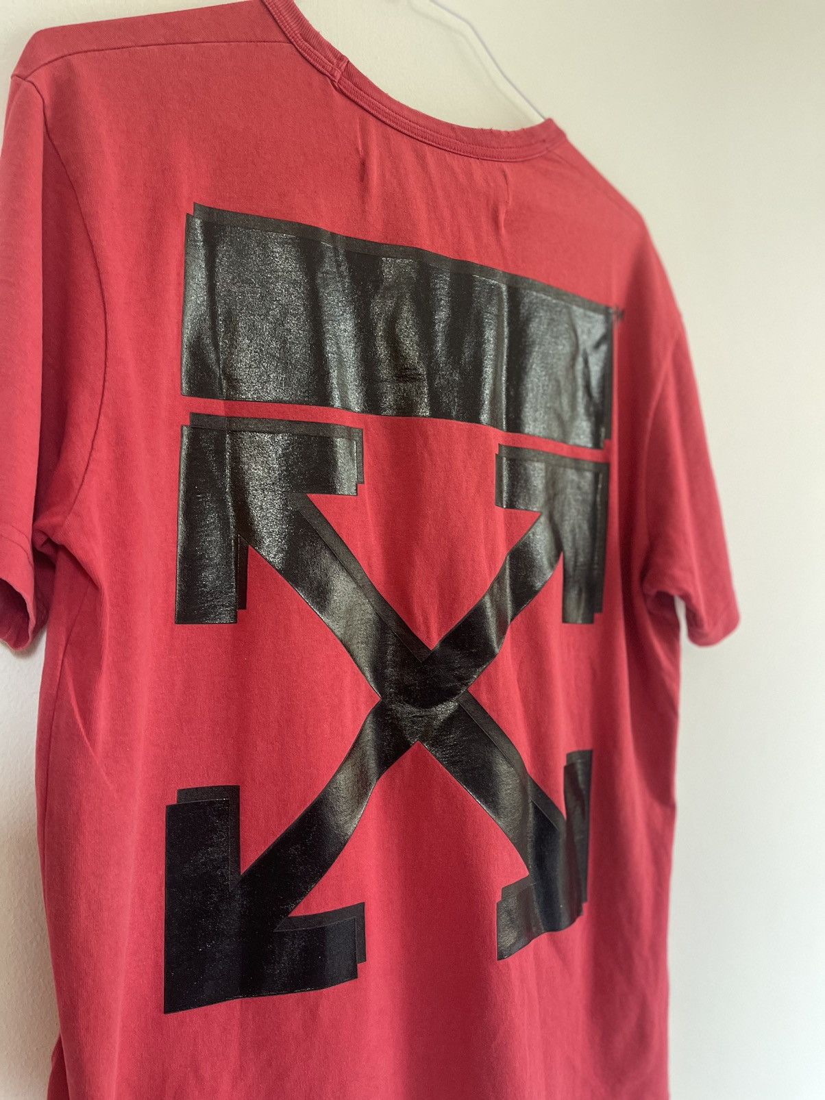 Champion × Off-White Off white x champion Red TEE Size US M / EU 48-50 / 2 - 9 Thumbnail