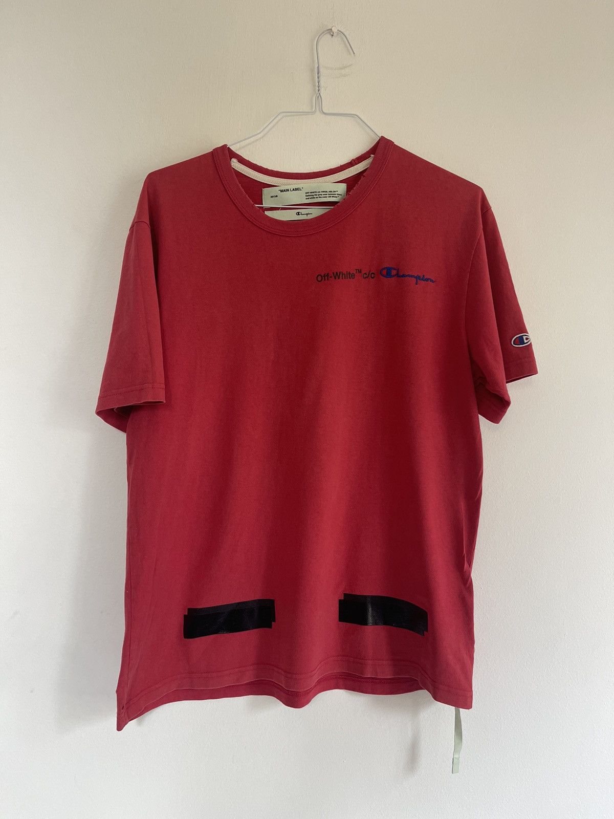 Champion × Off-White Off white x champion Red TEE Size US M / EU 48-50 / 2 - 3 Thumbnail