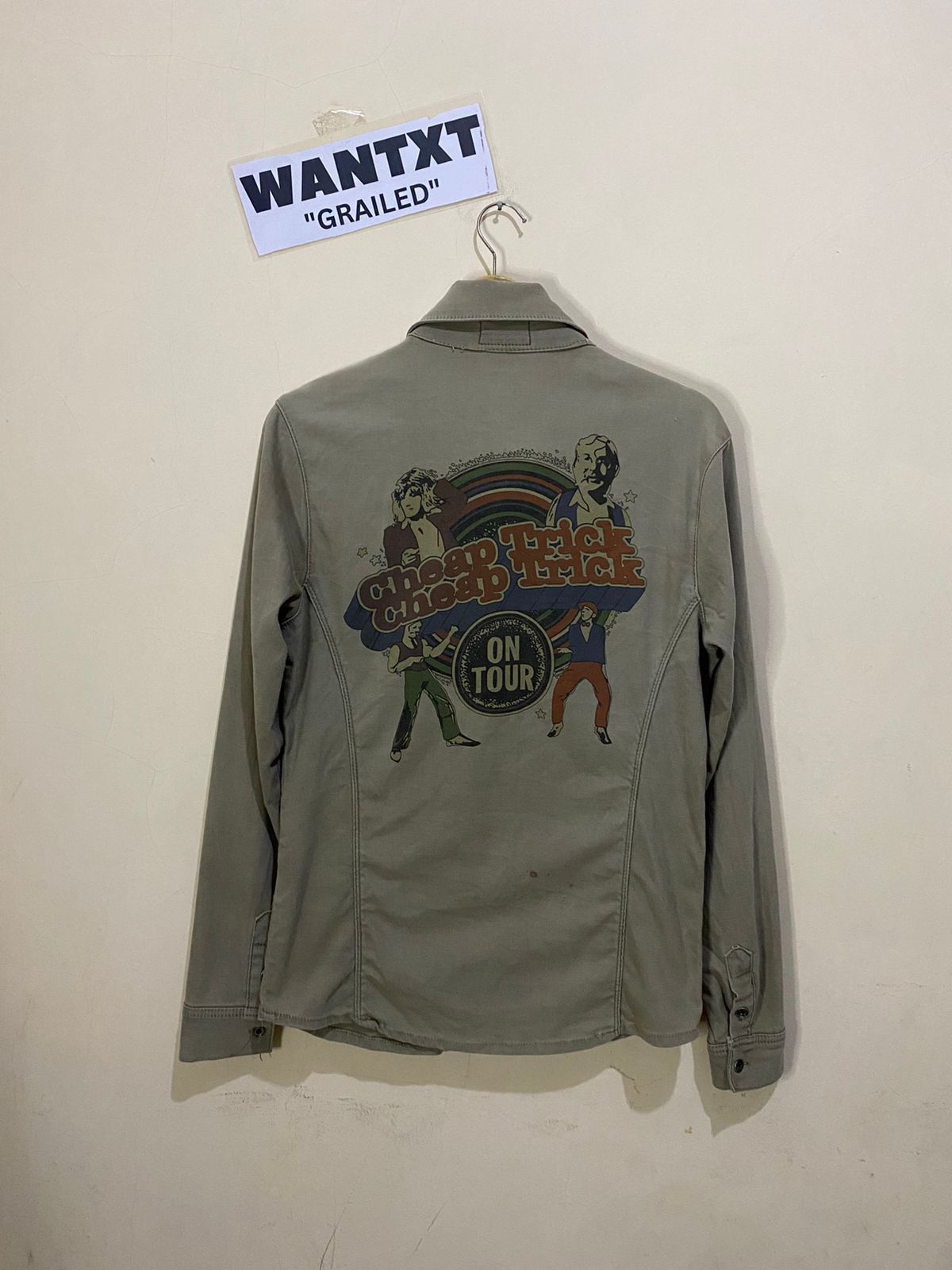 ‼️BIDING OFFER‼️VINTAGE 90s CHEAP TRICK BAND SHIRT