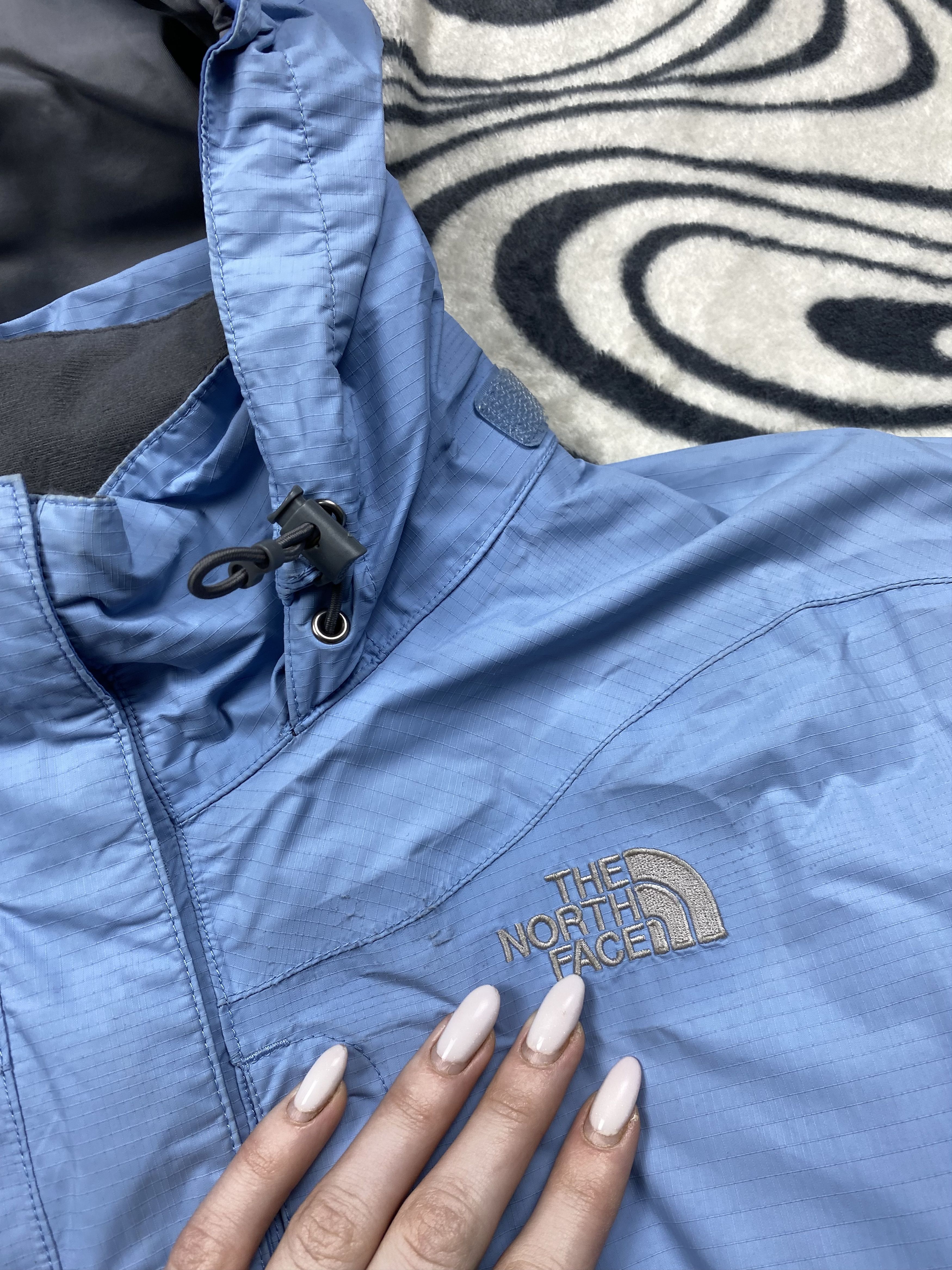 The North Face × Vintage The North Face WMNS Waterproof Jacket TNF Size XL / US 12-14 / IT 48-50 - 5 Thumbnail